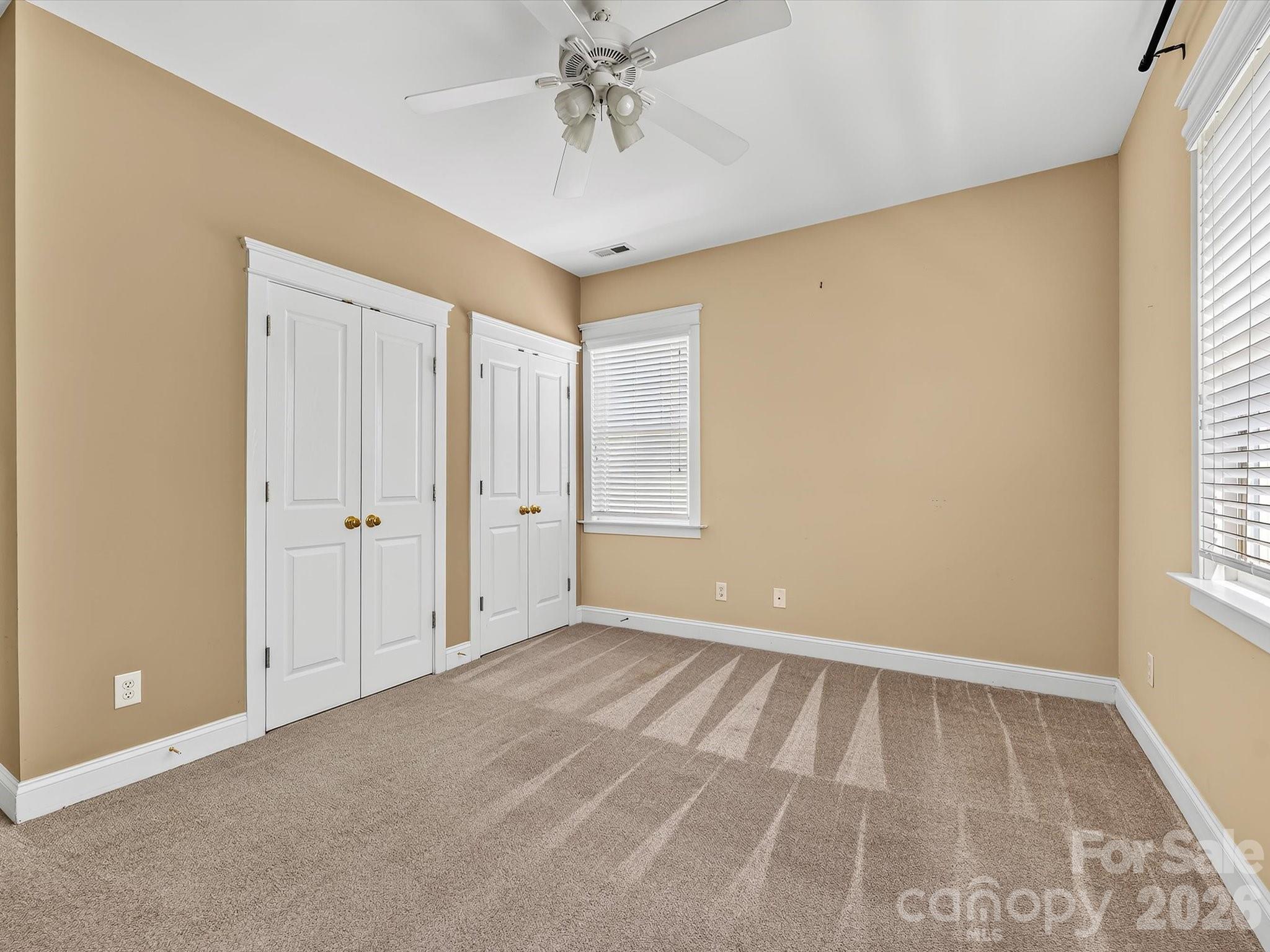 8515 Lindholm Drive — Huntersville