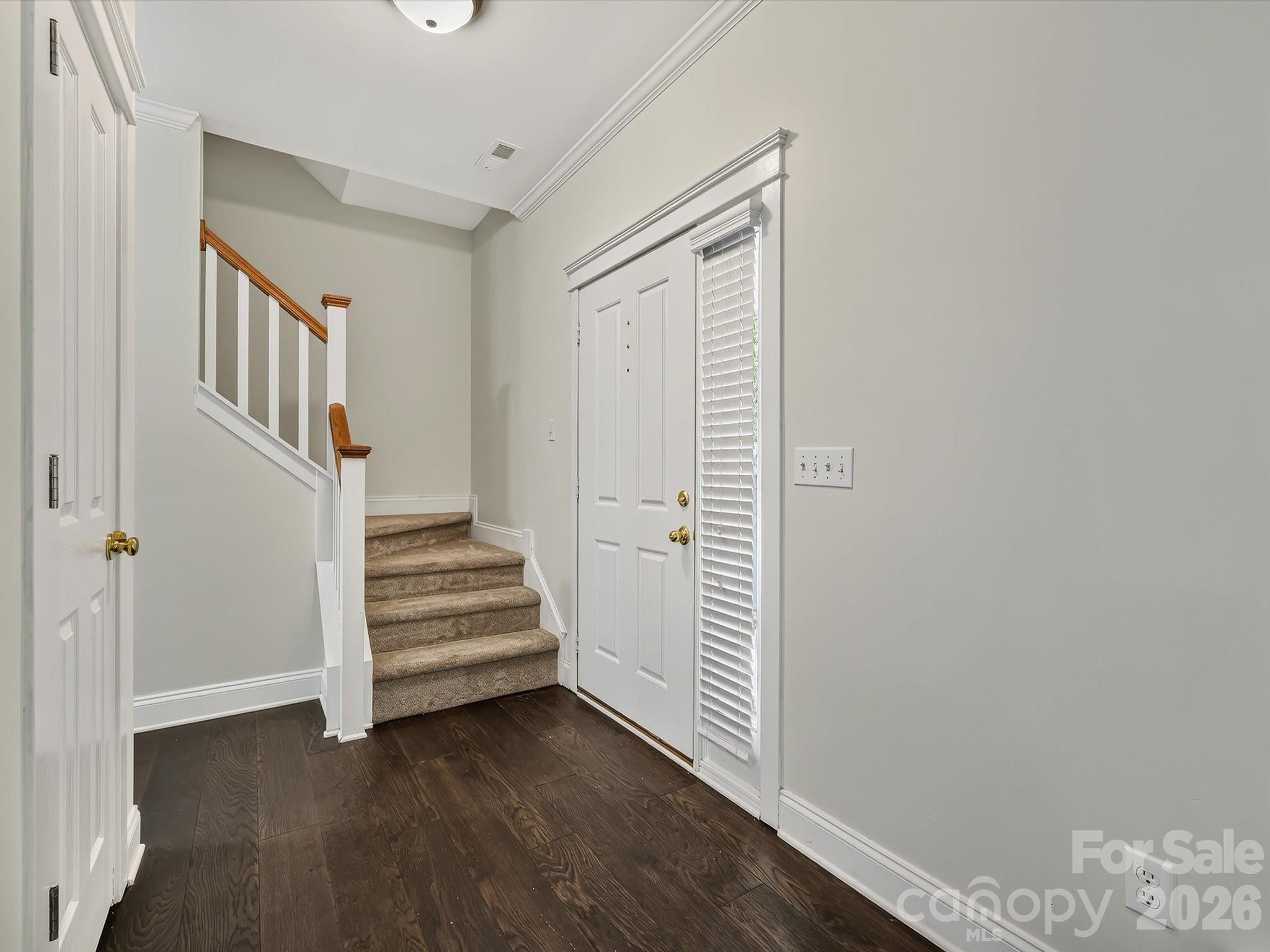 8515 Lindholm Drive — Huntersville