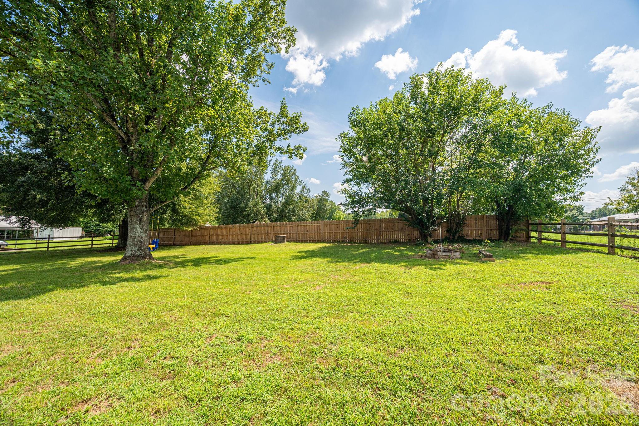 1718 Woolie Road — Lincolnton