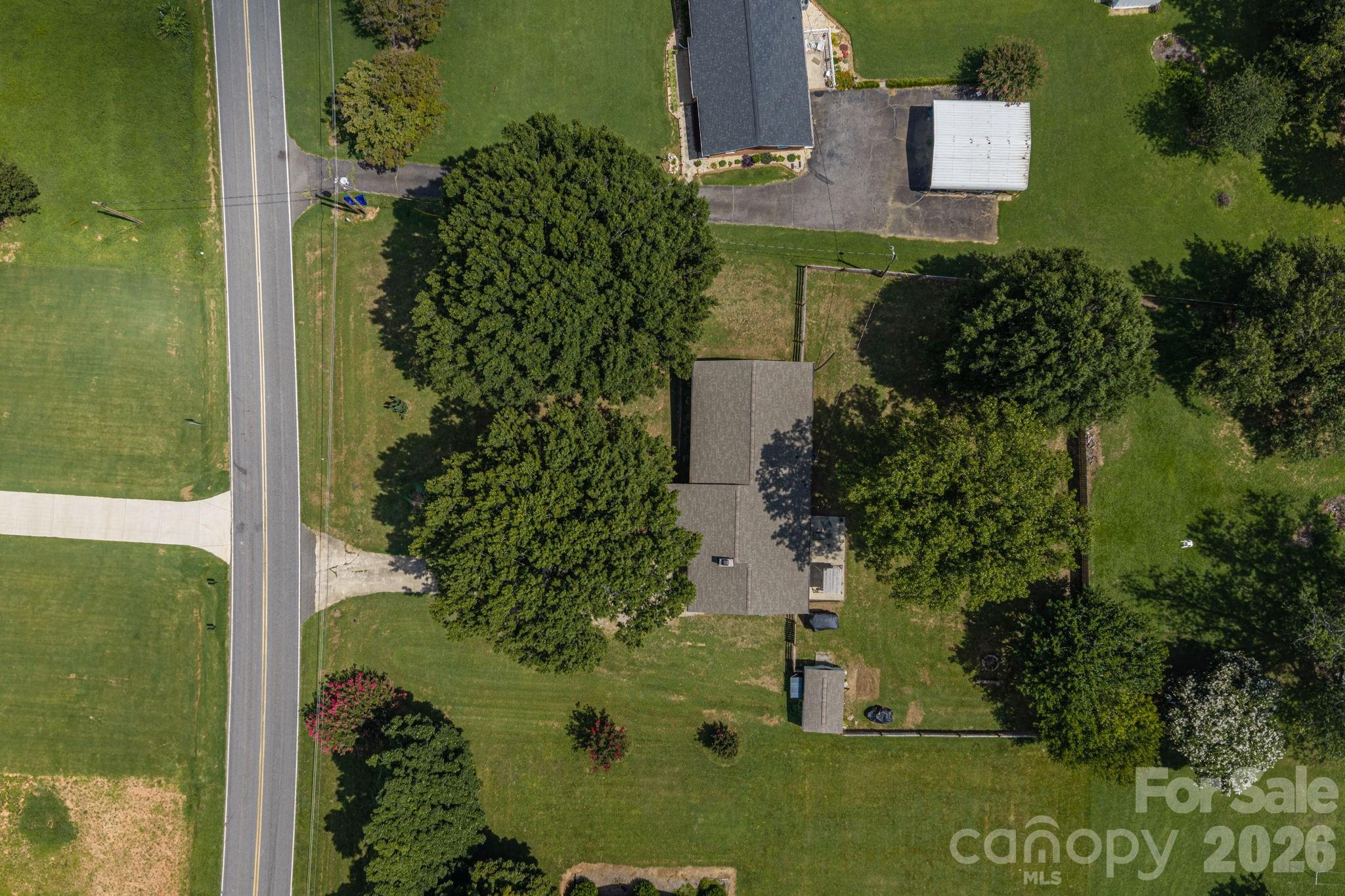 1718 Woolie Road — Lincolnton