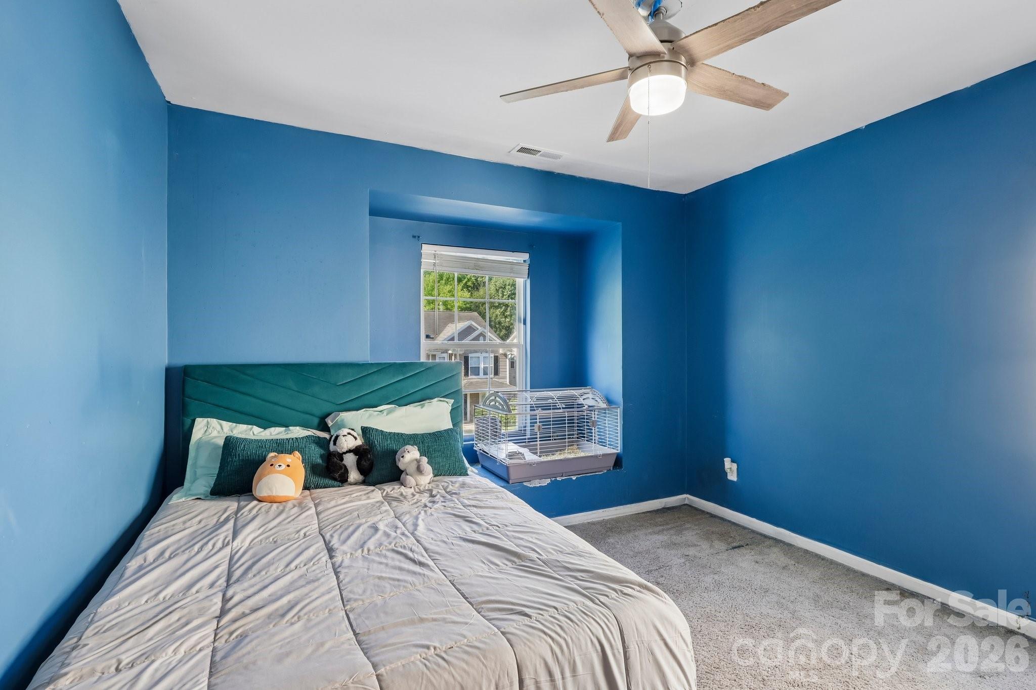 10302 Hugue Way — Charlotte