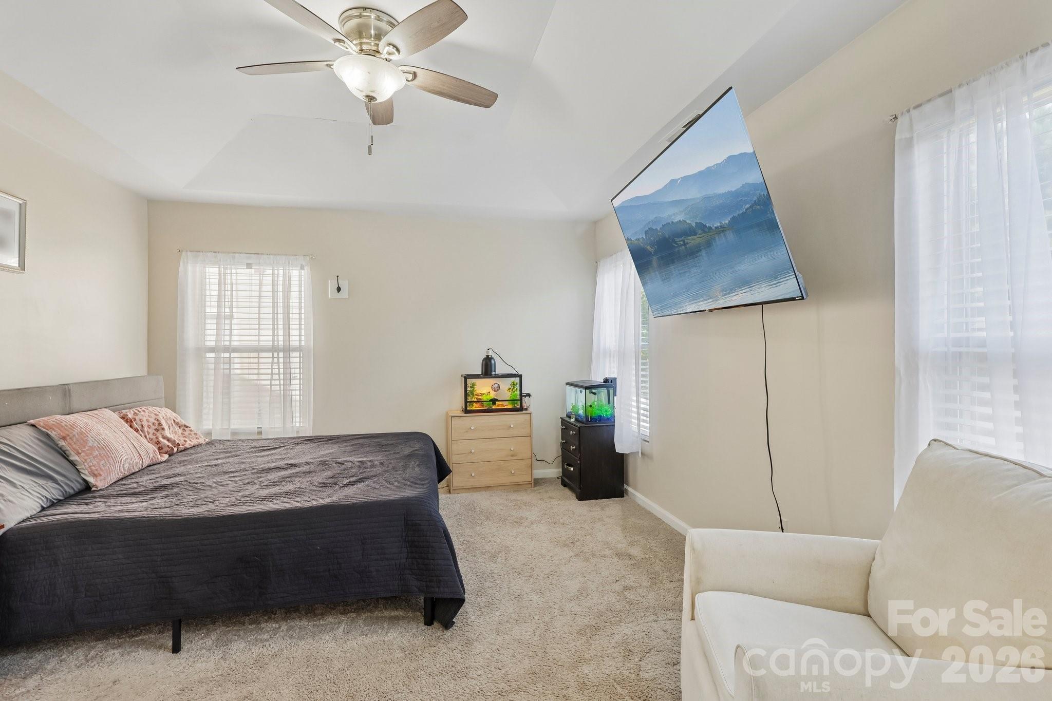 10302 Hugue Way — Charlotte
