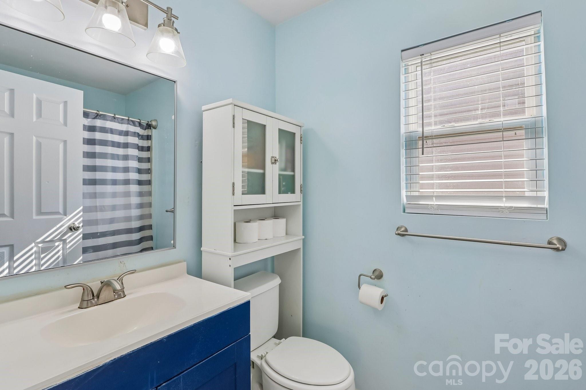10302 Hugue Way — Charlotte