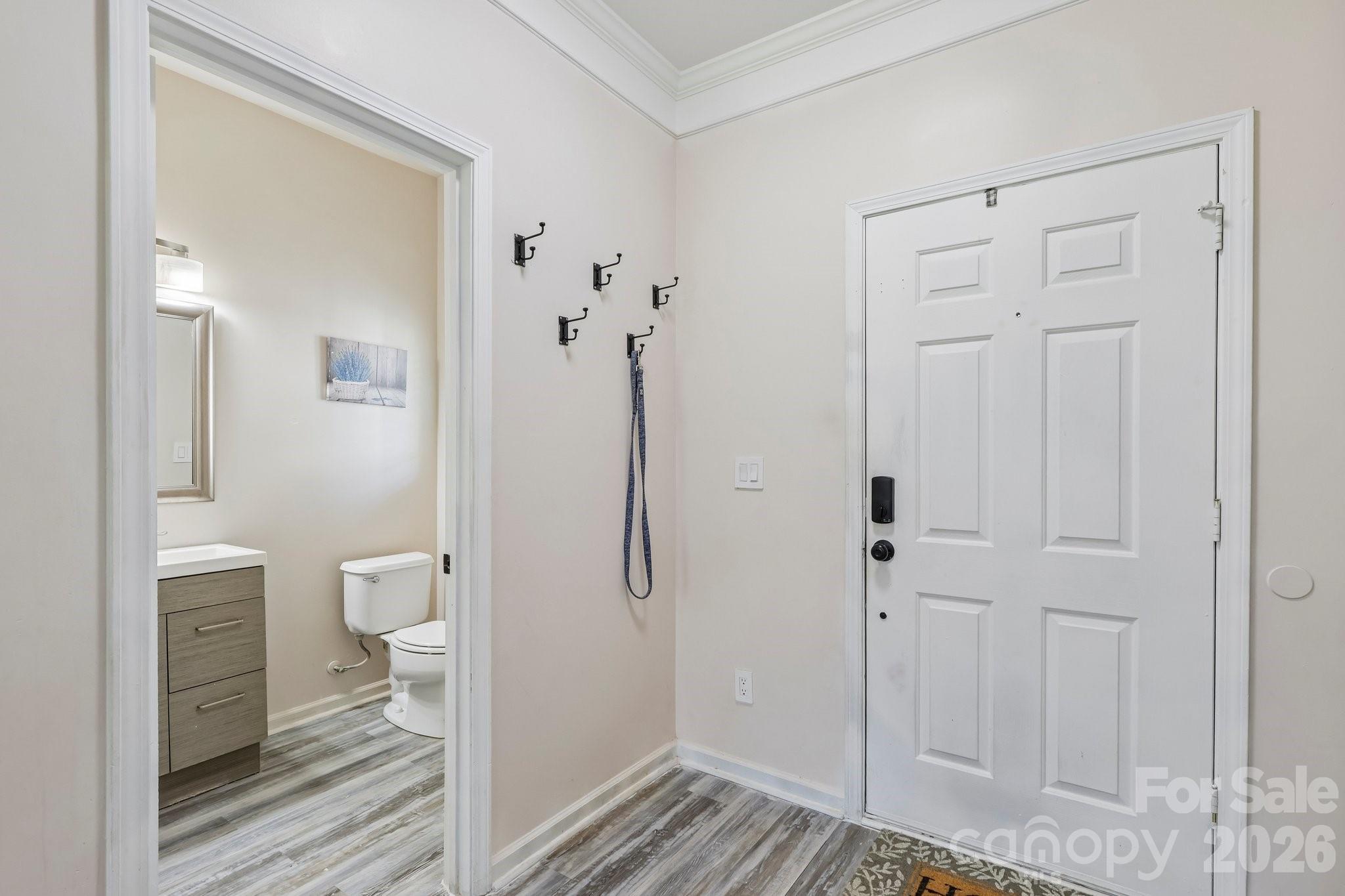 10302 Hugue Way — Charlotte