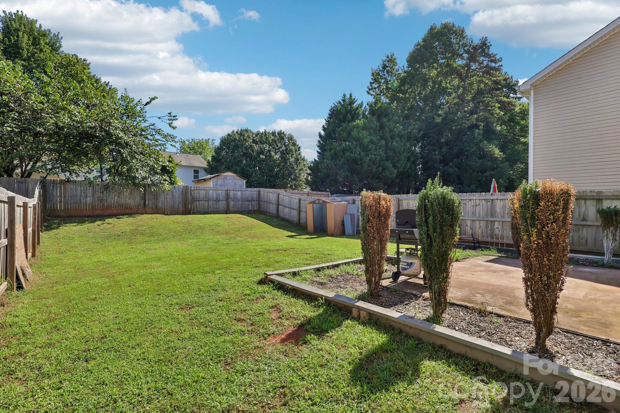 10302 Hugue Way — Charlotte