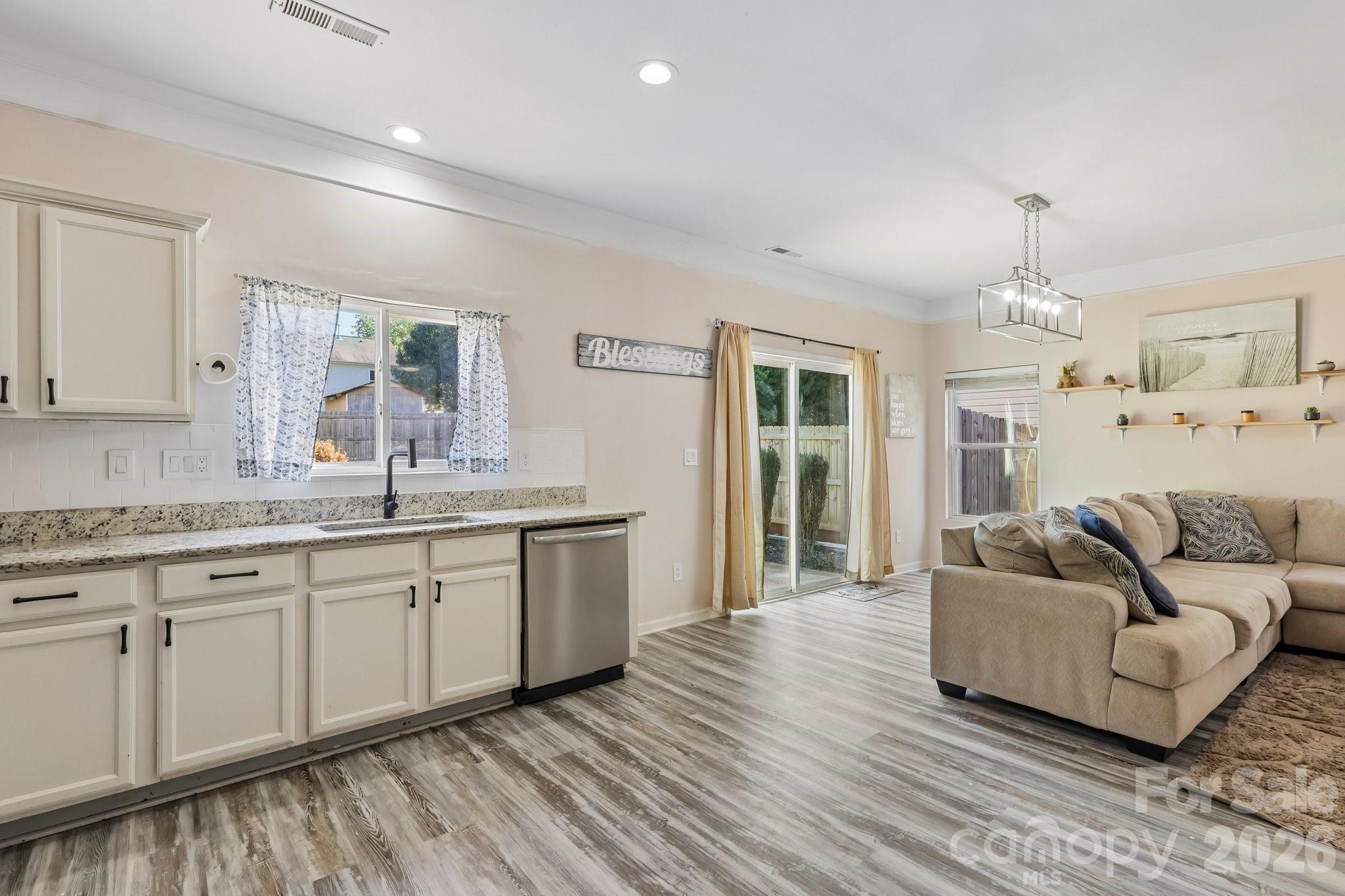 10302 Hugue Way — Charlotte