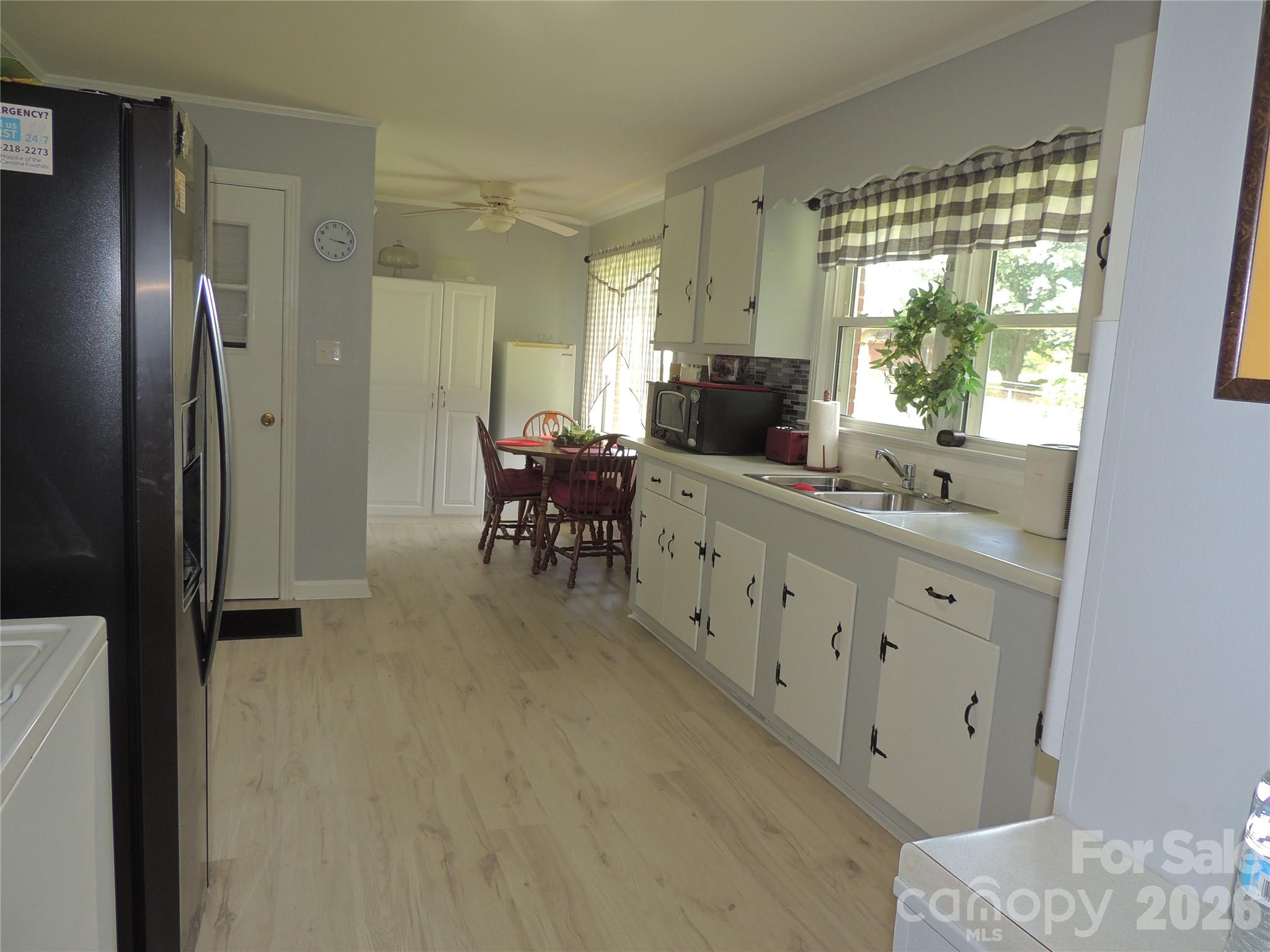 189 Westwood Drive — Forest City