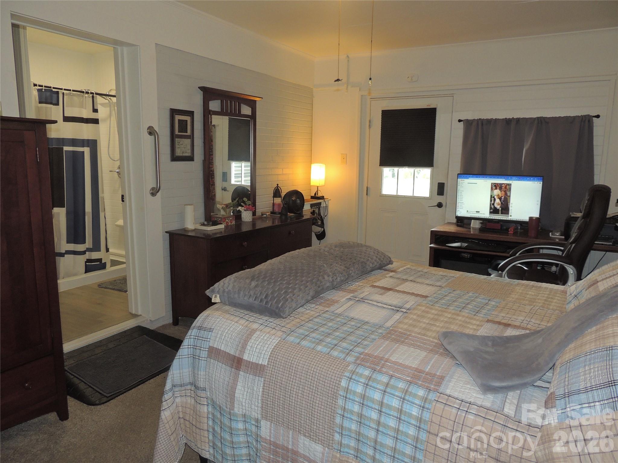 189 Westwood Drive — Forest City