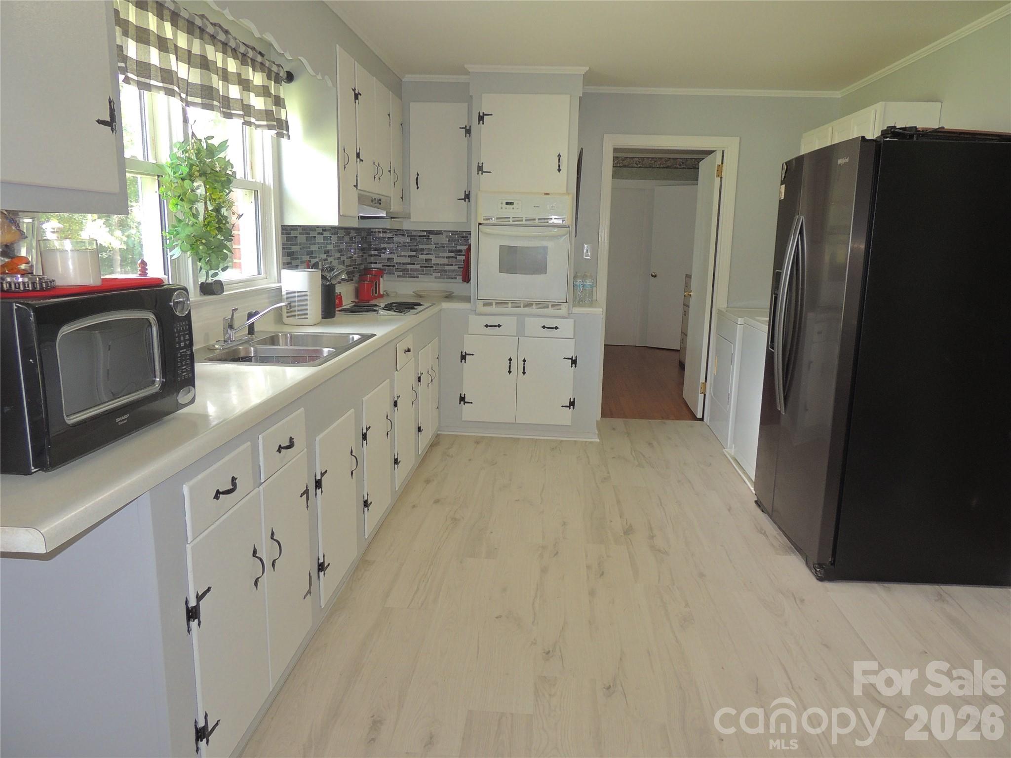189 Westwood Drive — Forest City
