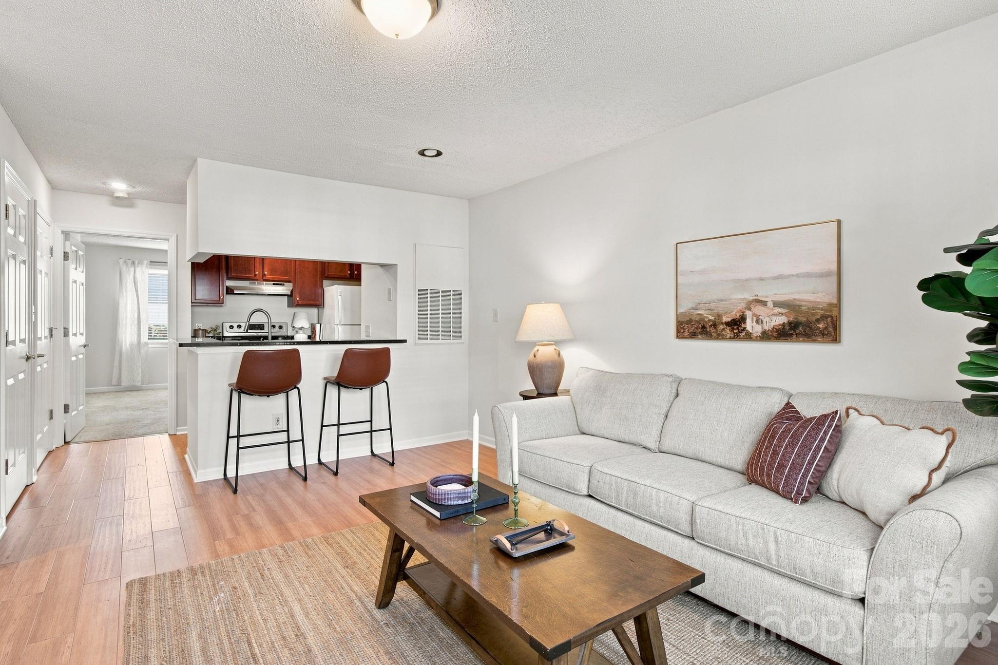 501 Olmsted Park Place #H — Charlotte