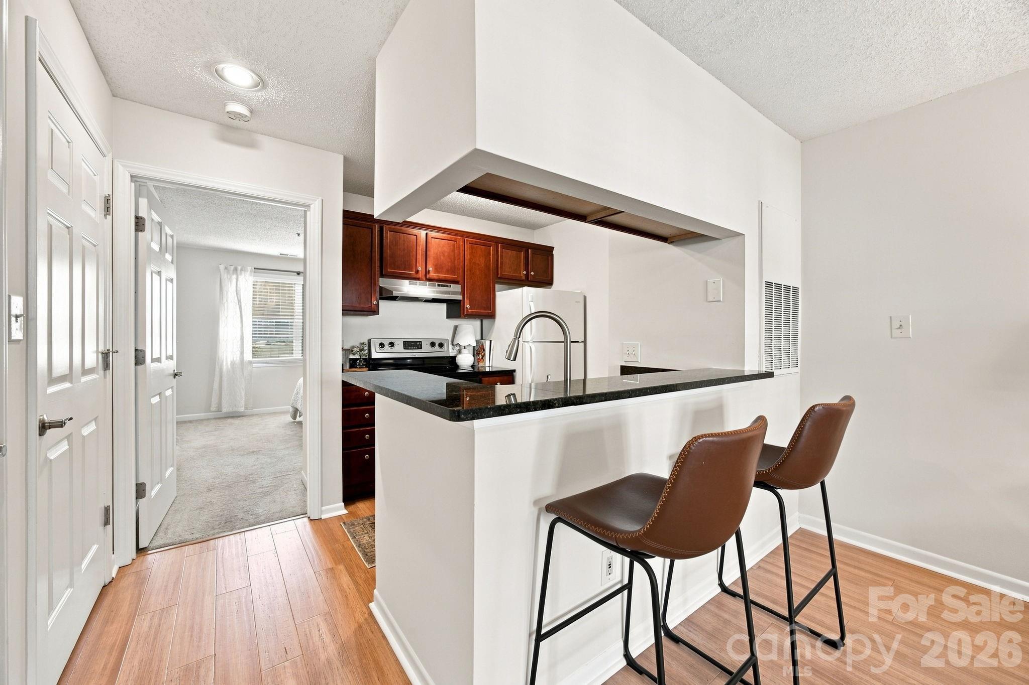 501 Olmsted Park Place #H — Charlotte