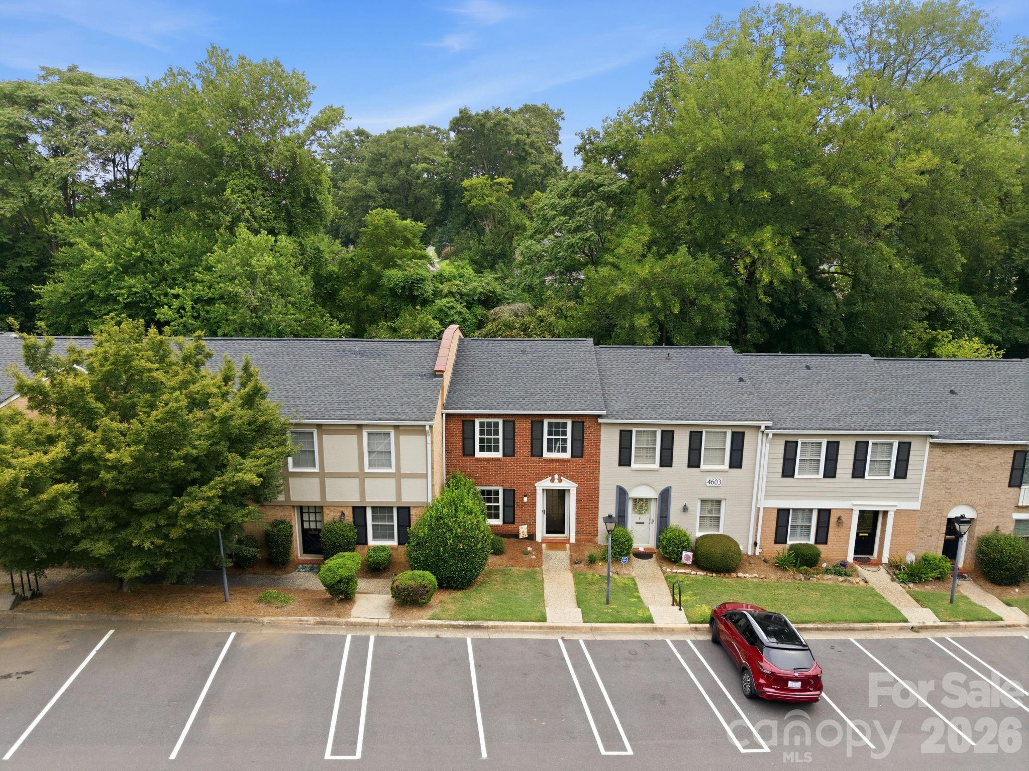 4603 Hedgemore Drive — Charlotte
