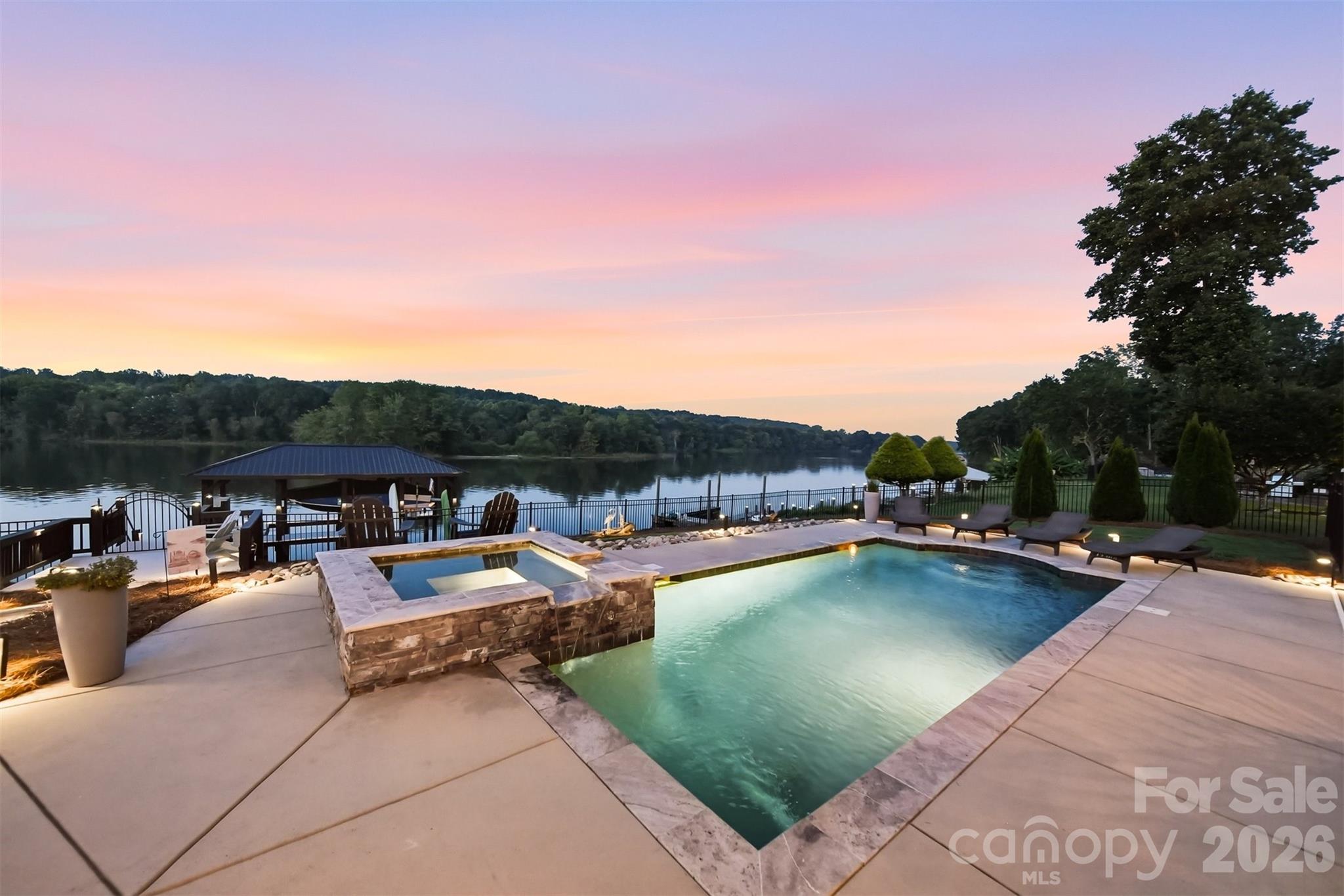 2682 Canvasback Lane — Catawba