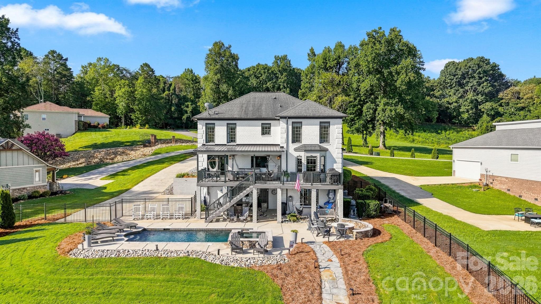 2682 Canvasback Lane — Catawba