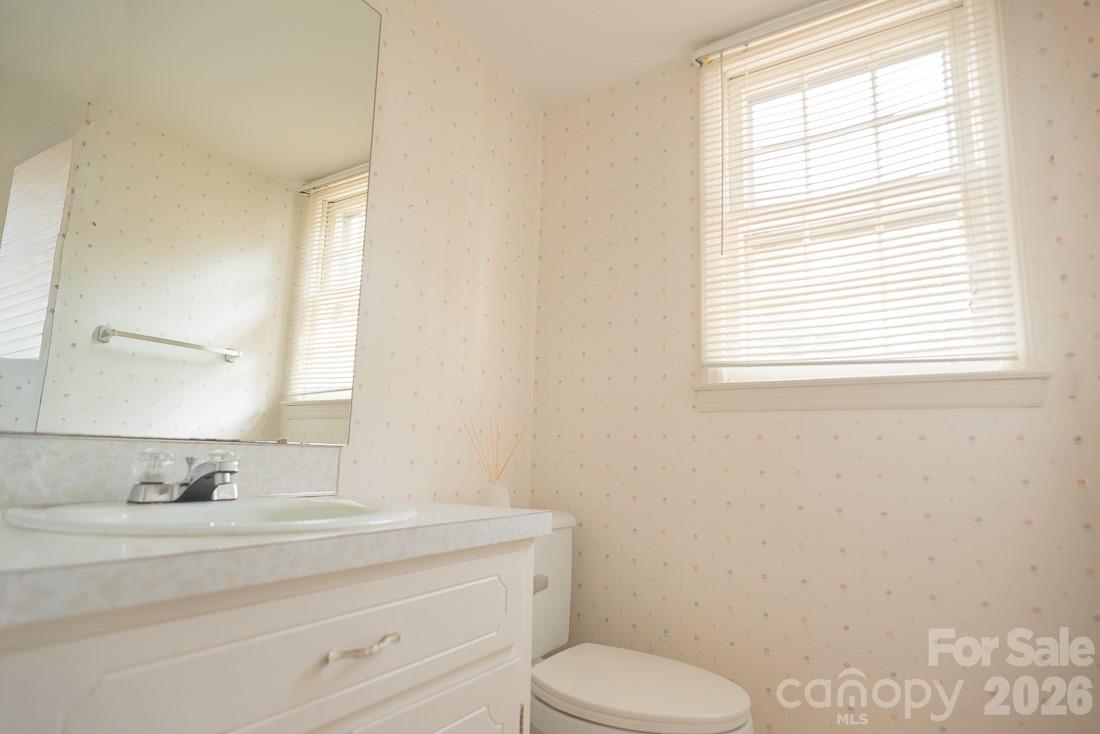 3401 Tracelake Drive — Matthews