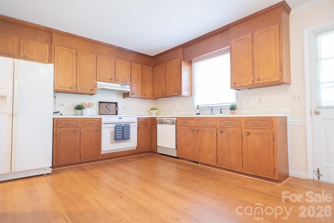 3401 Tracelake Drive — Matthews