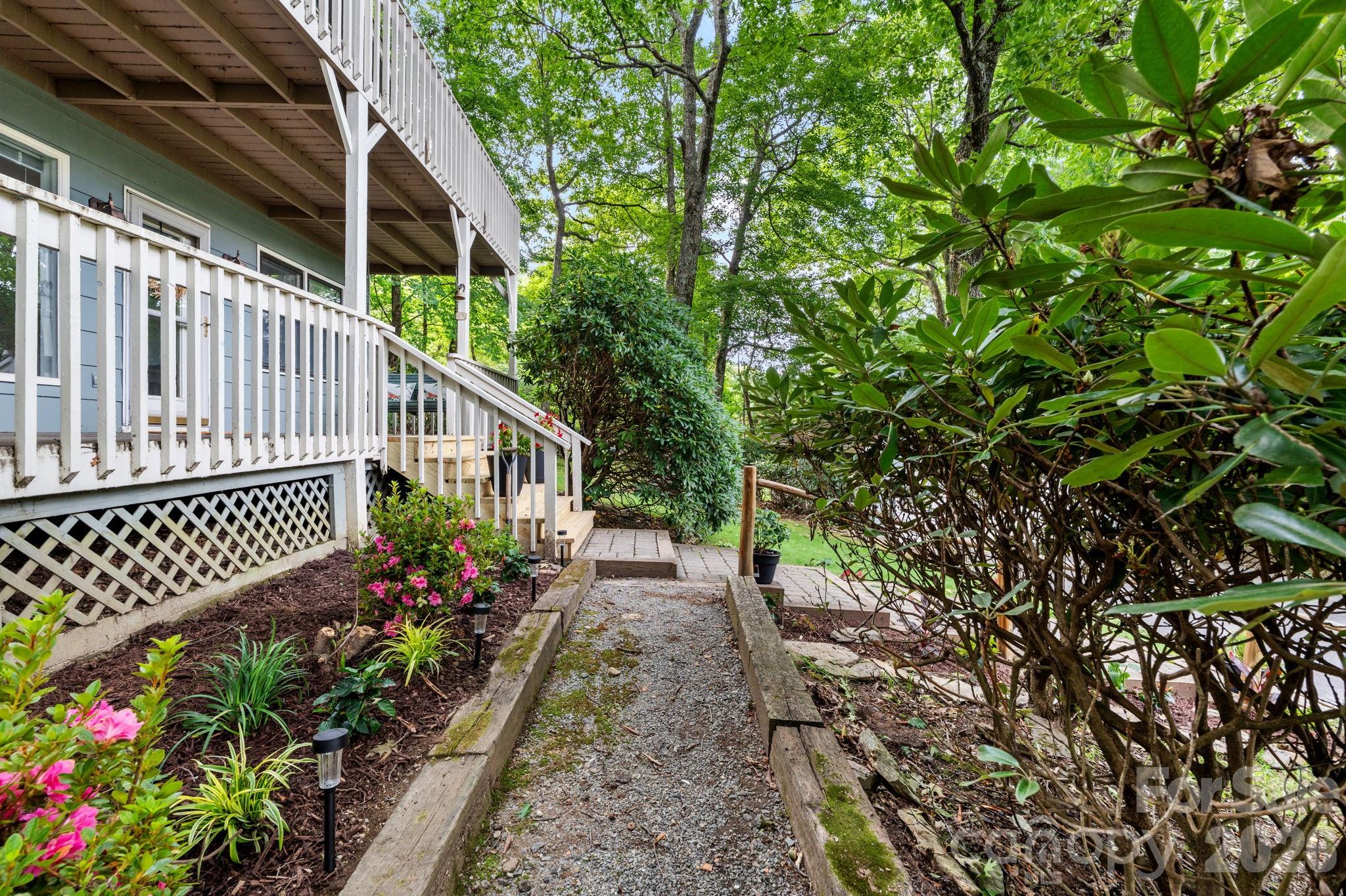 188 Laurel Hill Drive #5 — Boone