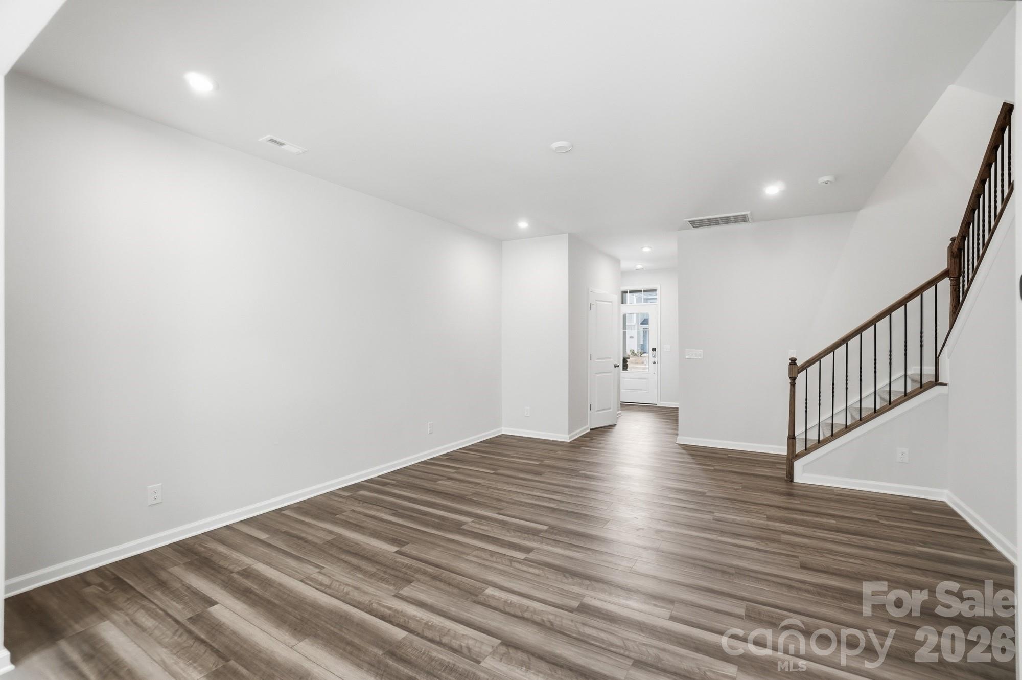 343 Laura Elizabeth Lane — Clover