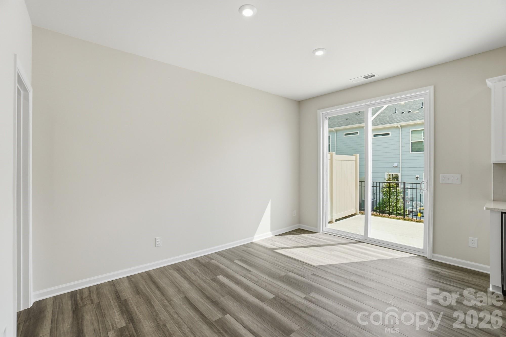 343 Laura Elizabeth Lane — Clover