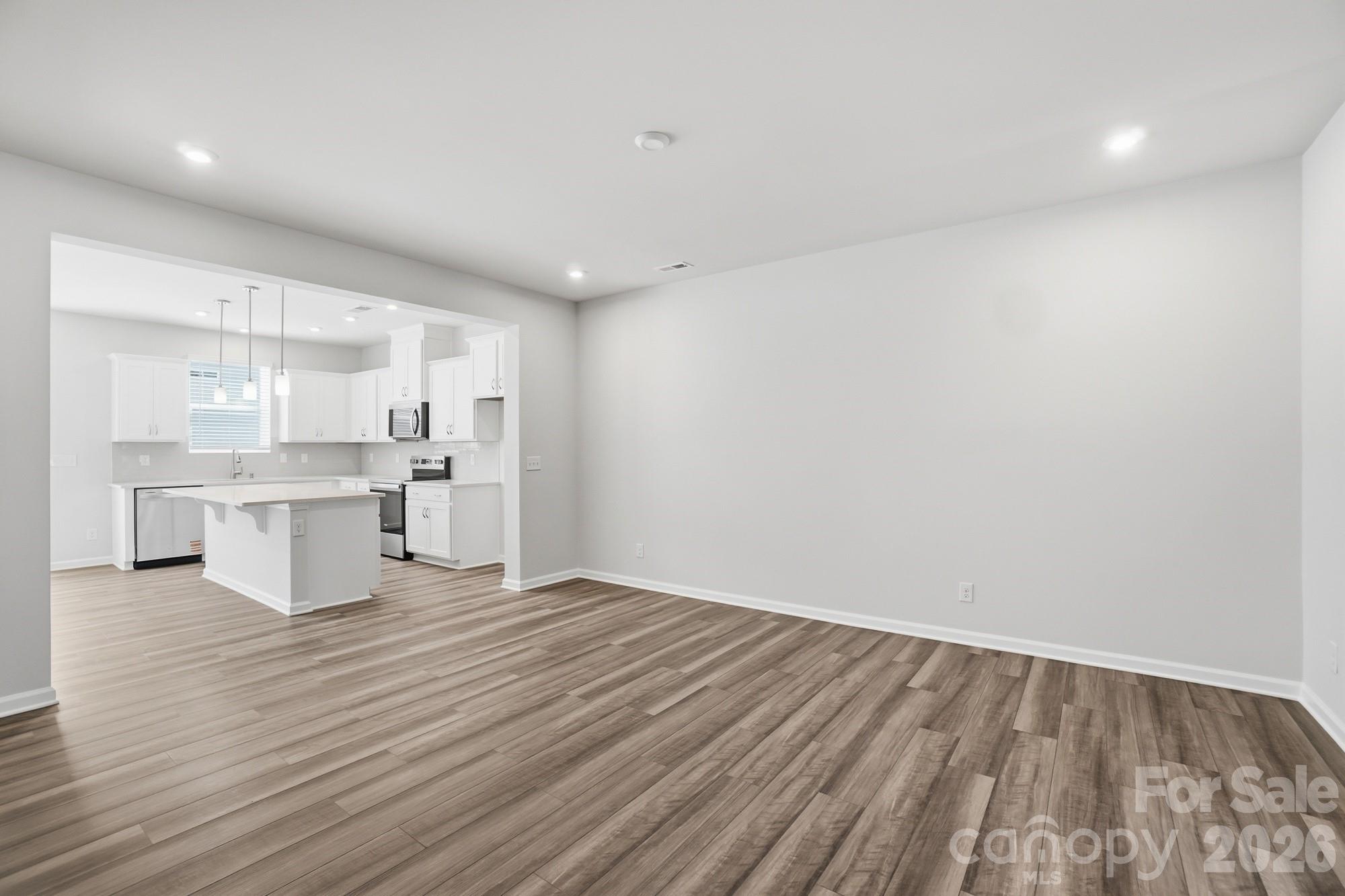 343 Laura Elizabeth Lane — Clover