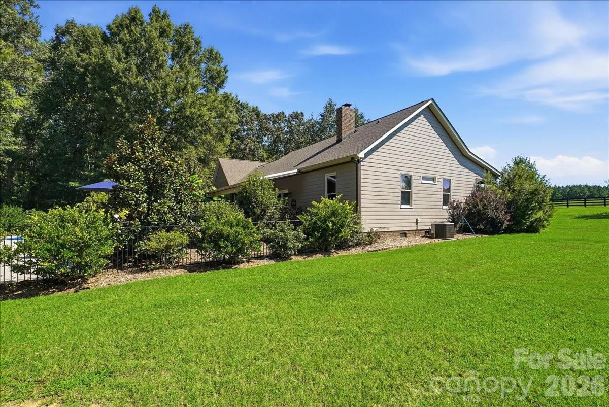 683 Mason Dickson Road — York