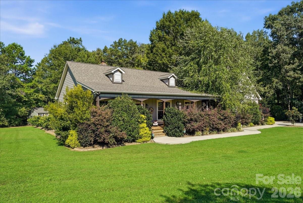 683 Mason Dickson Road — York