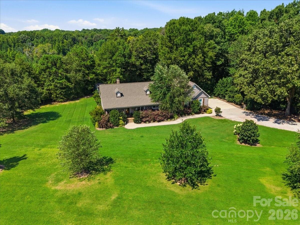 683 Mason Dickson Road — York