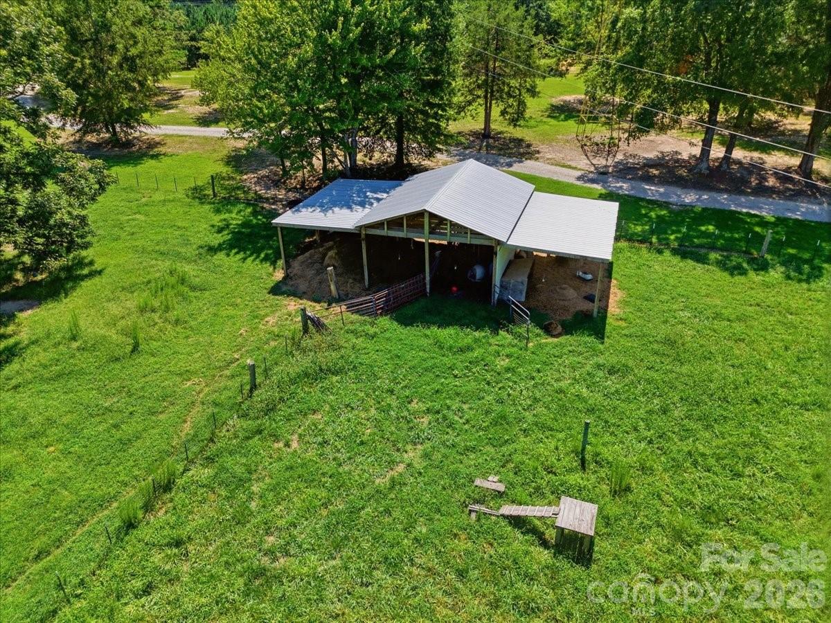 683 Mason Dickson Road — York