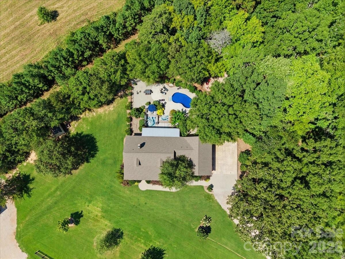 683 Mason Dickson Road — York