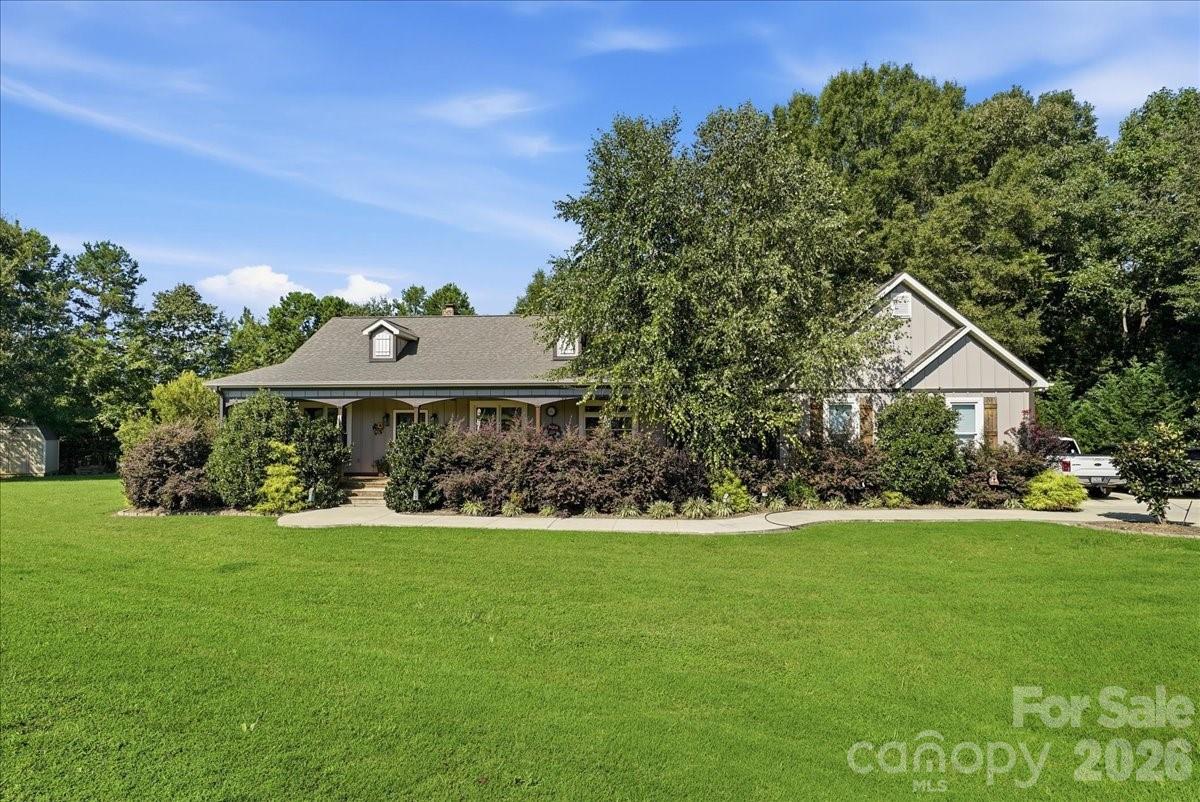 683 Mason Dickson Road — York