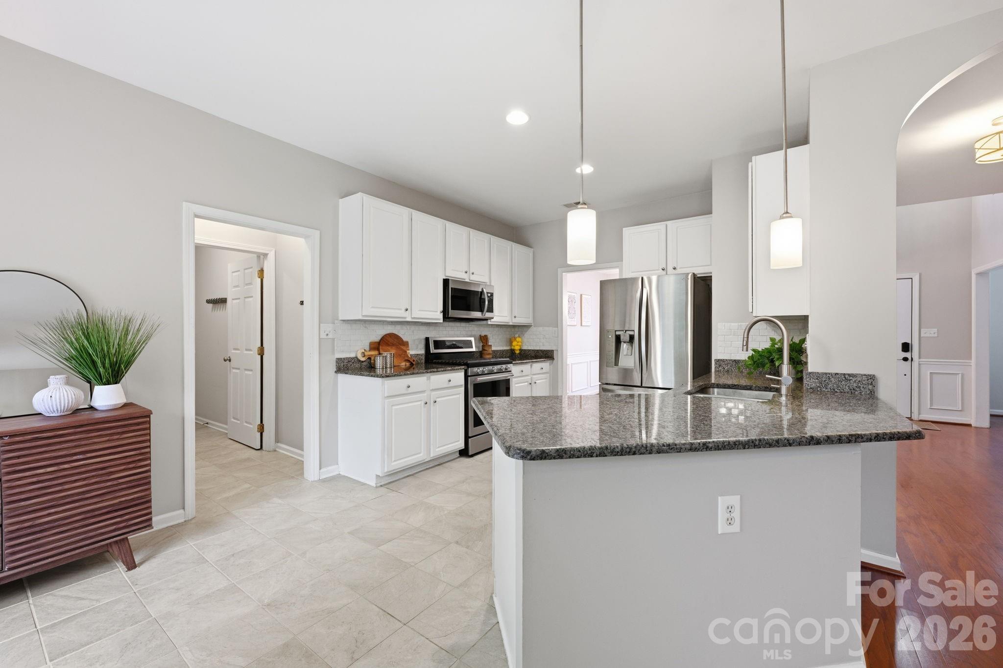 11621 Fox Trot Drive — Charlotte