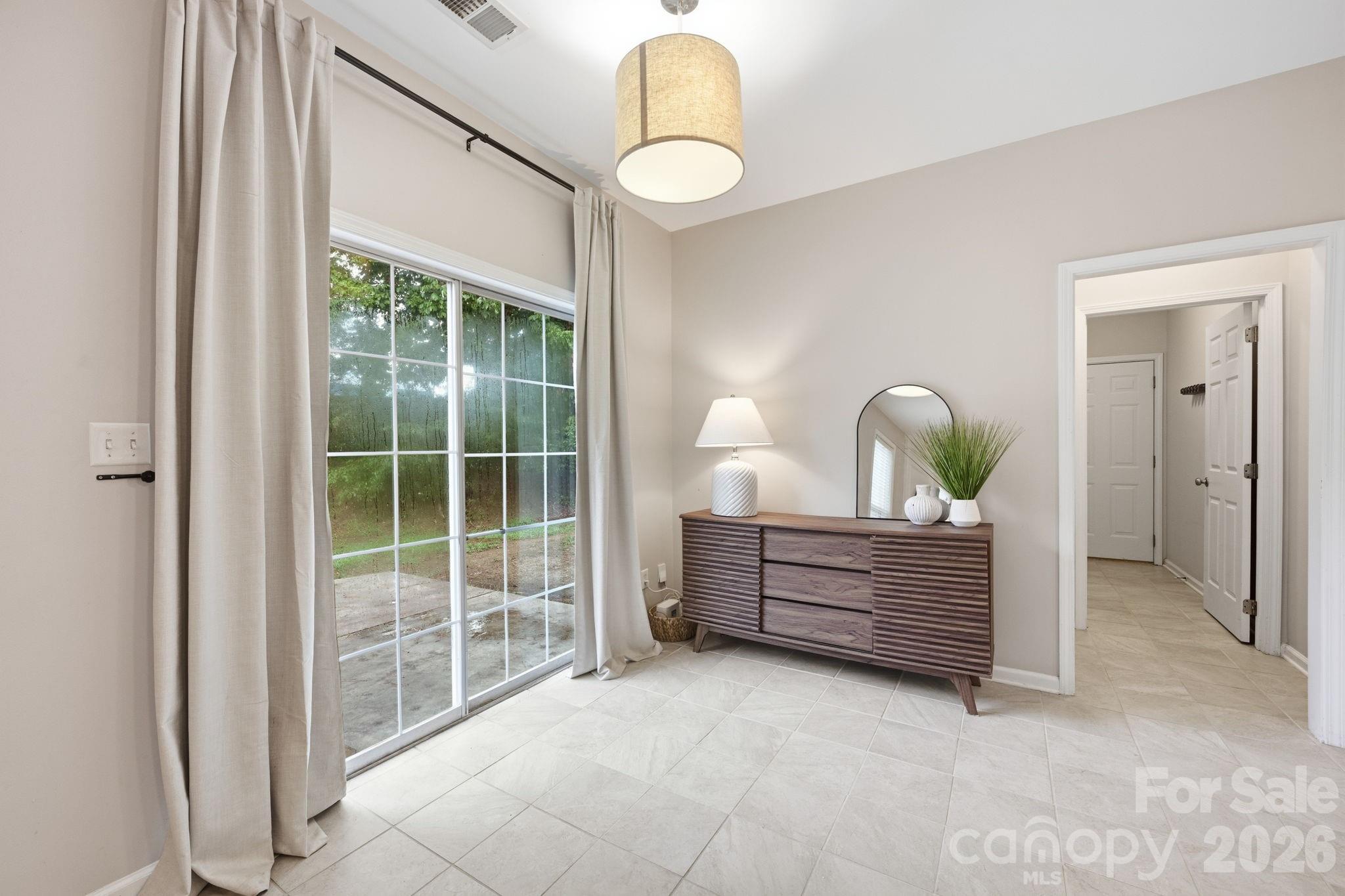 11621 Fox Trot Drive — Charlotte