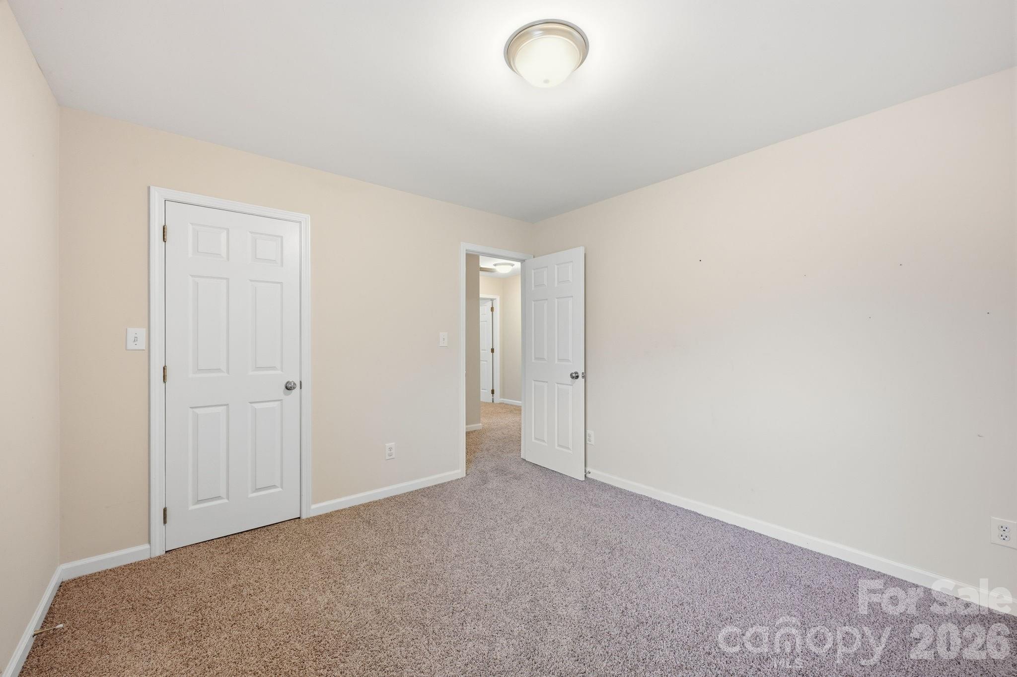 11621 Fox Trot Drive — Charlotte