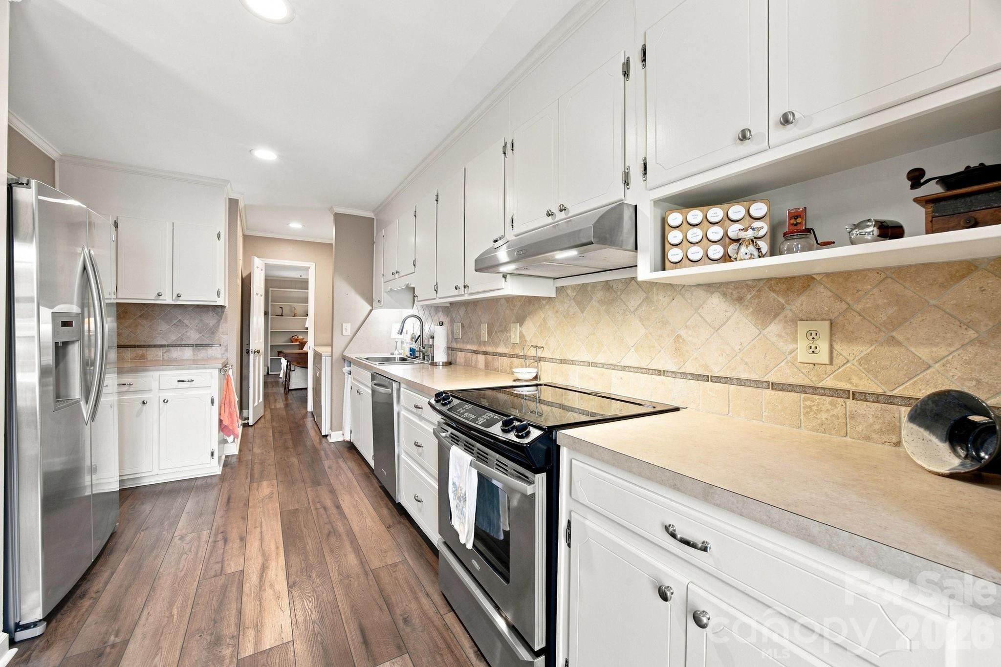 6836 Dumbarton Drive — Charlotte