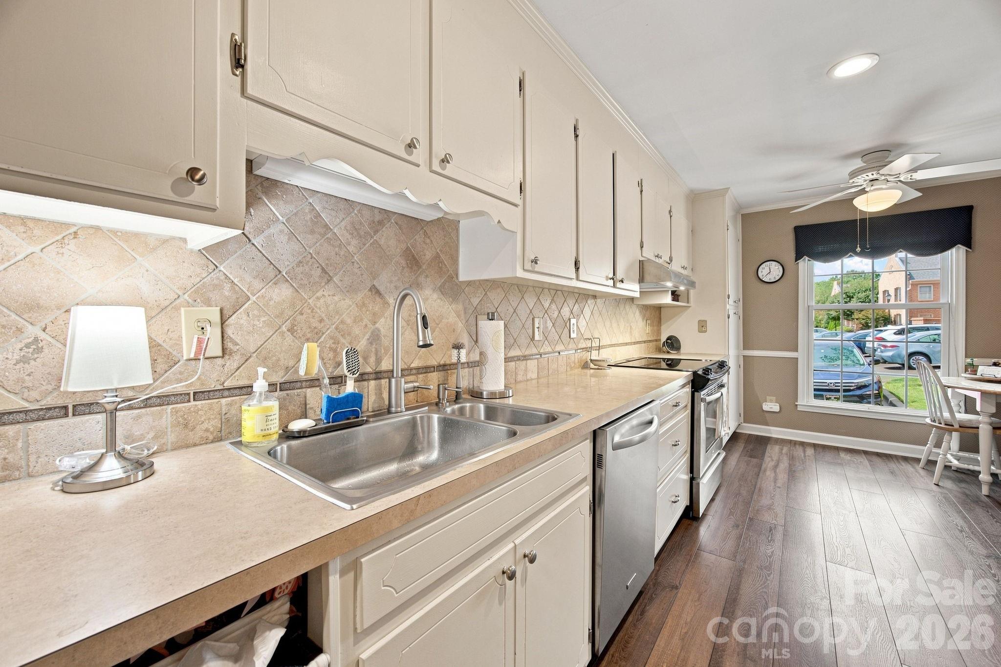 6836 Dumbarton Drive — Charlotte