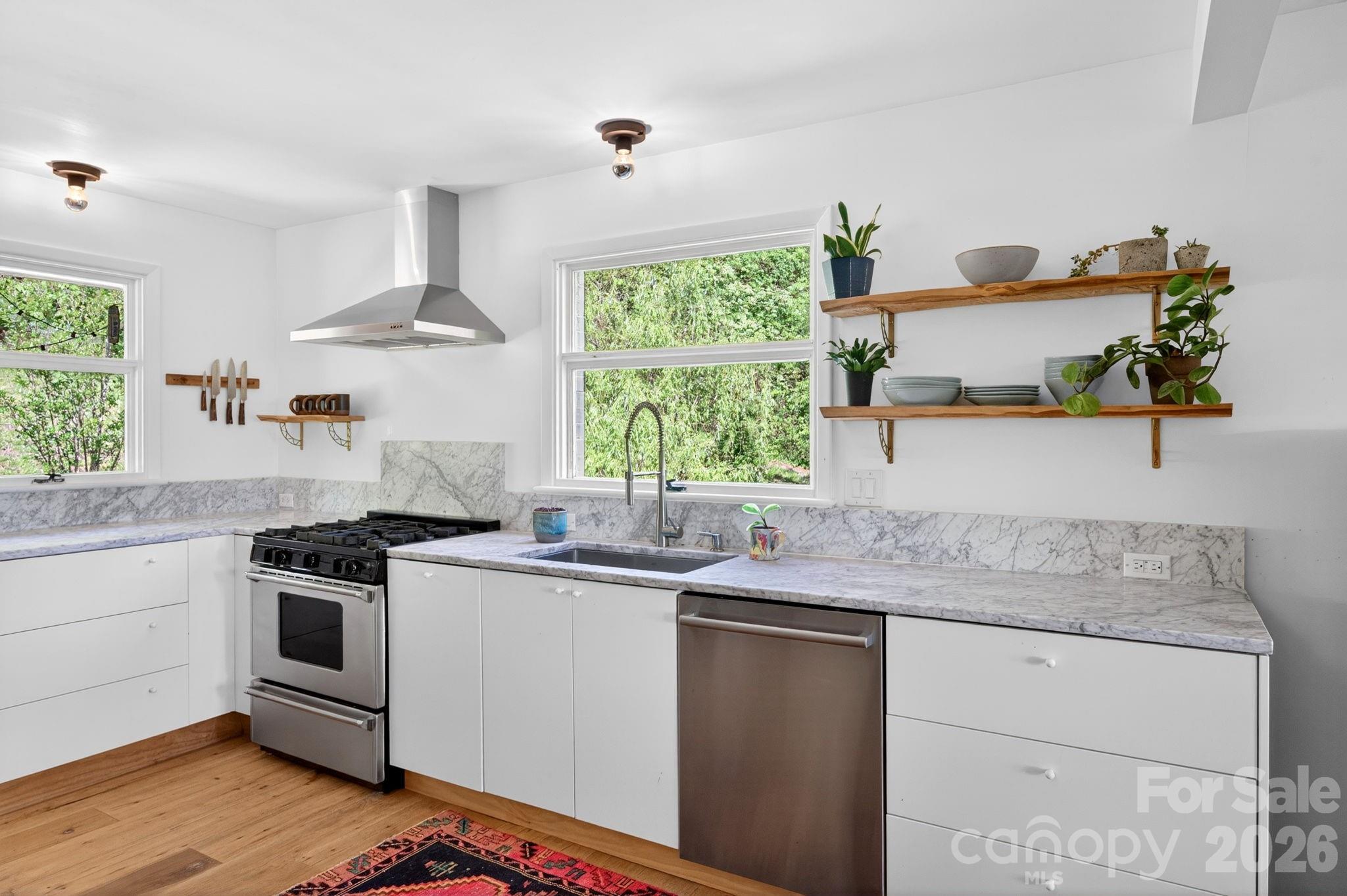 301 Stratford Road — Asheville