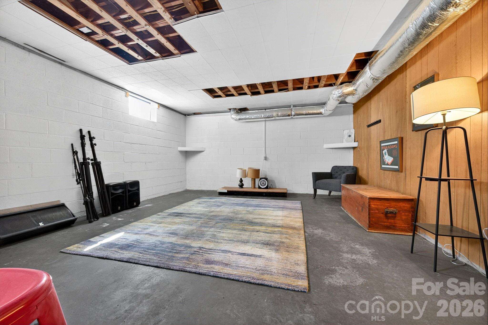 301 Stratford Road — Asheville