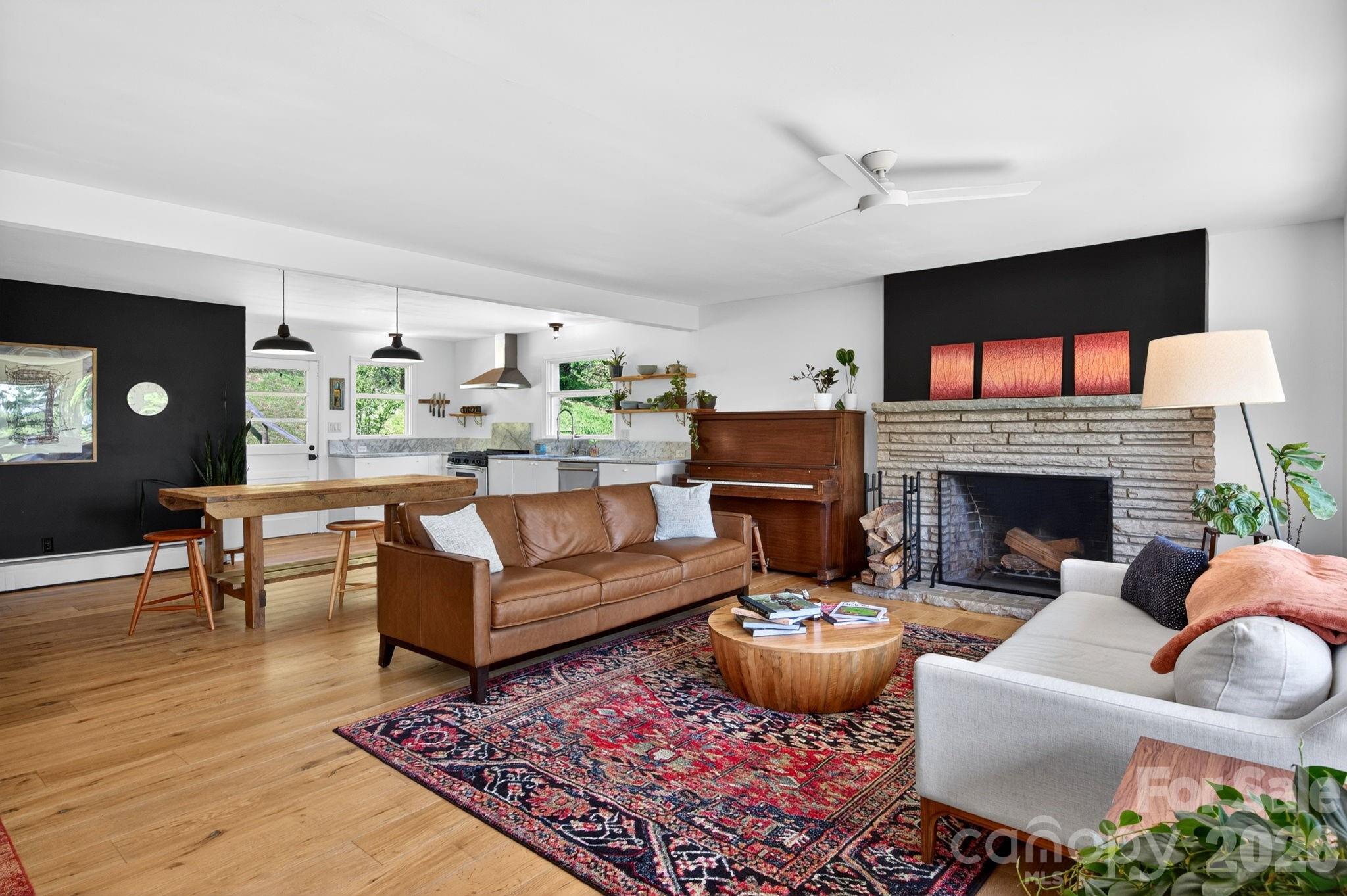 301 Stratford Road — Asheville