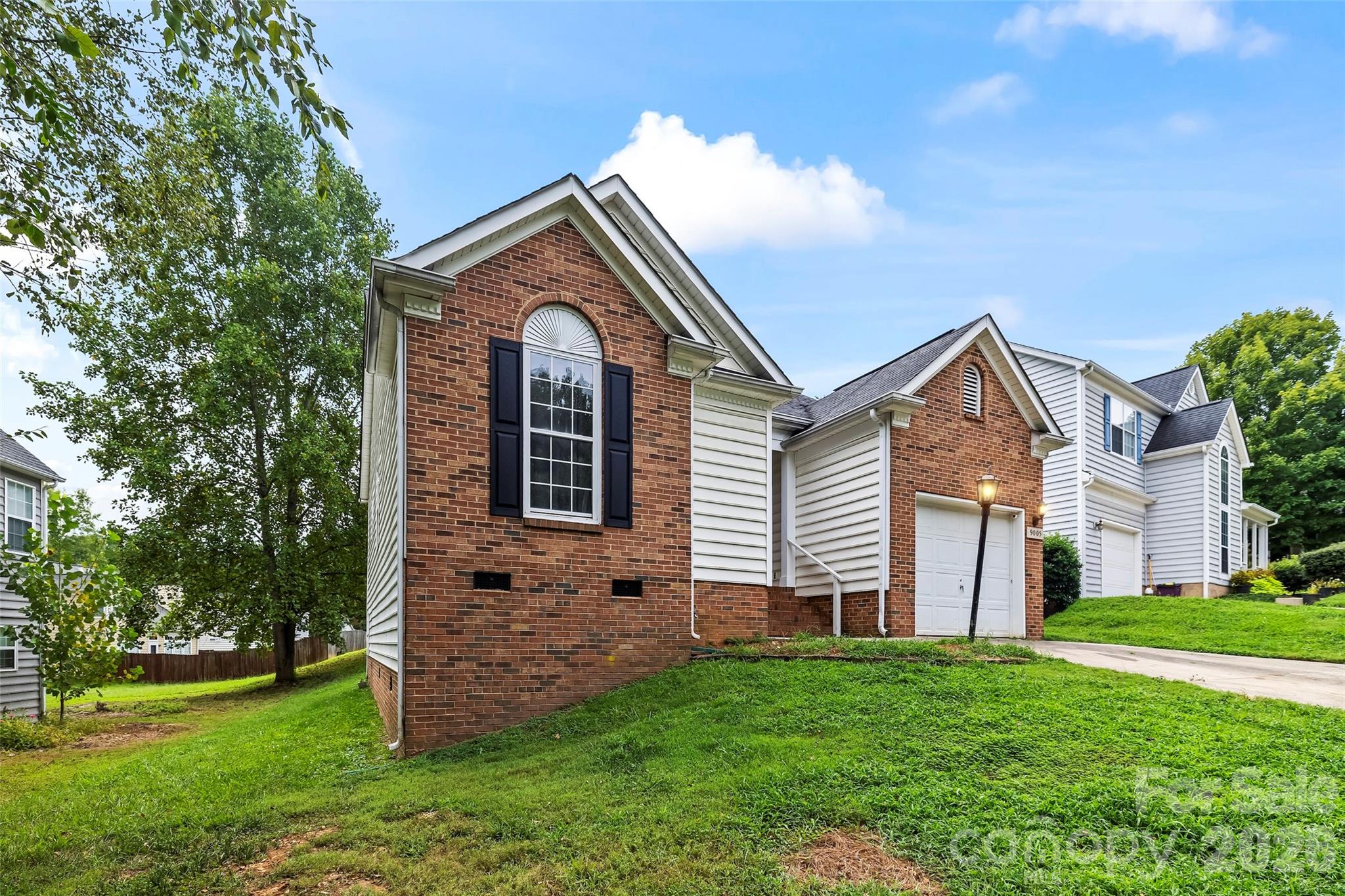 9005 Little Hampton Place — Charlotte
