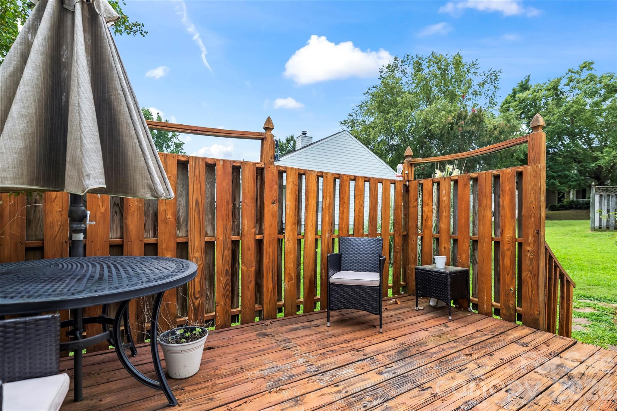 9005 Little Hampton Place — Charlotte
