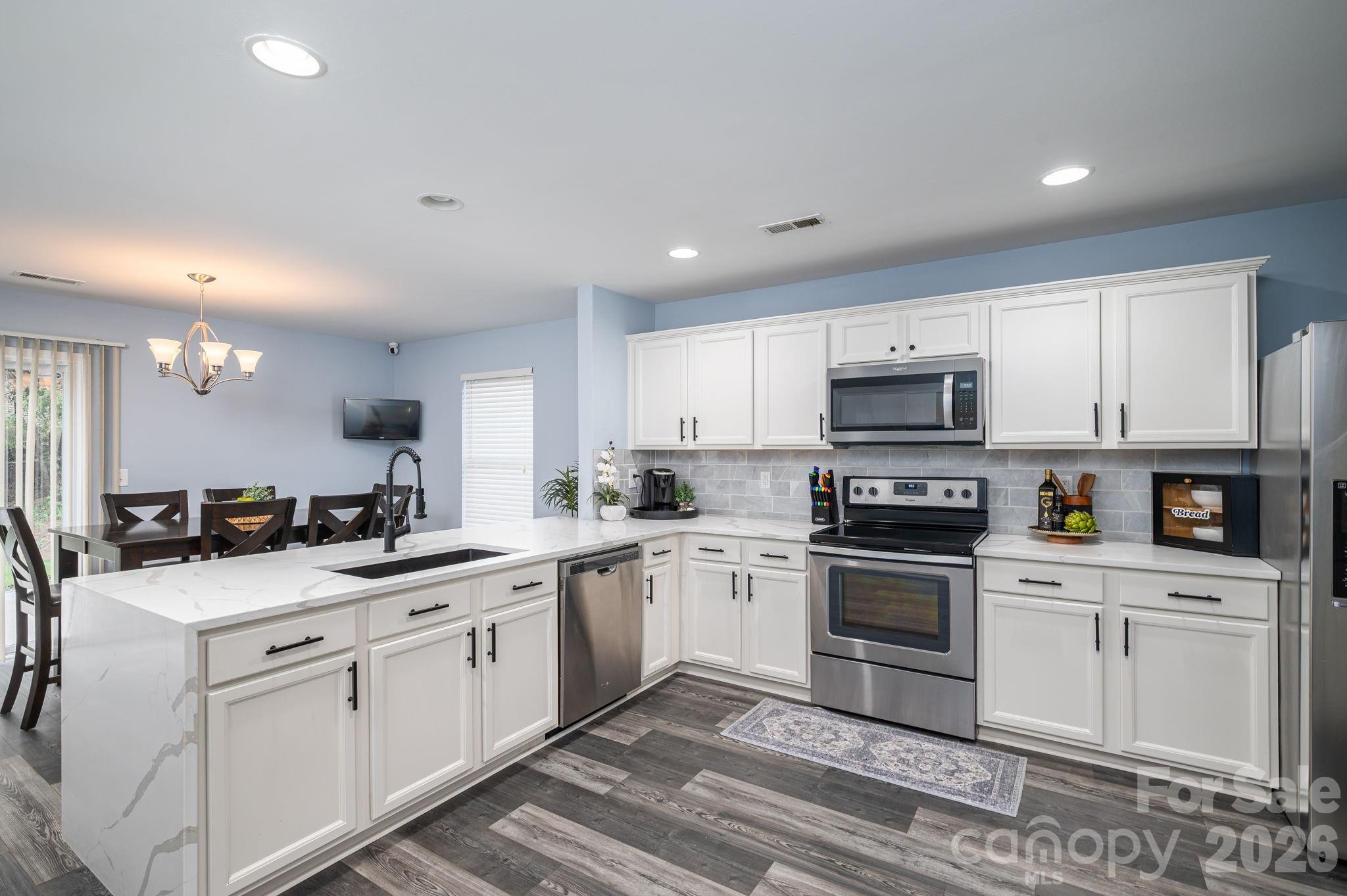 101 Clauser Road S — Mount Holly