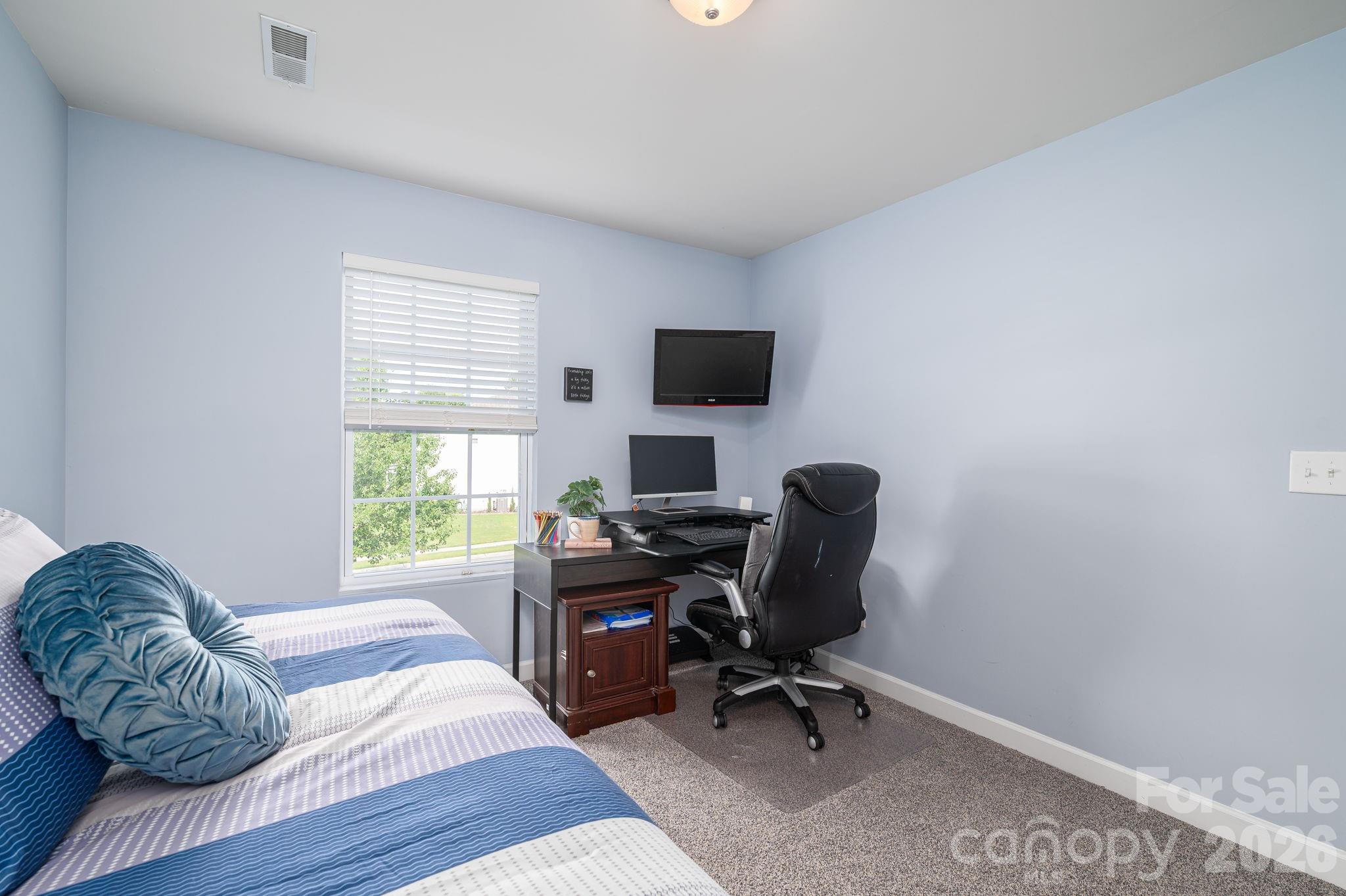 101 Clauser Road S — Mount Holly