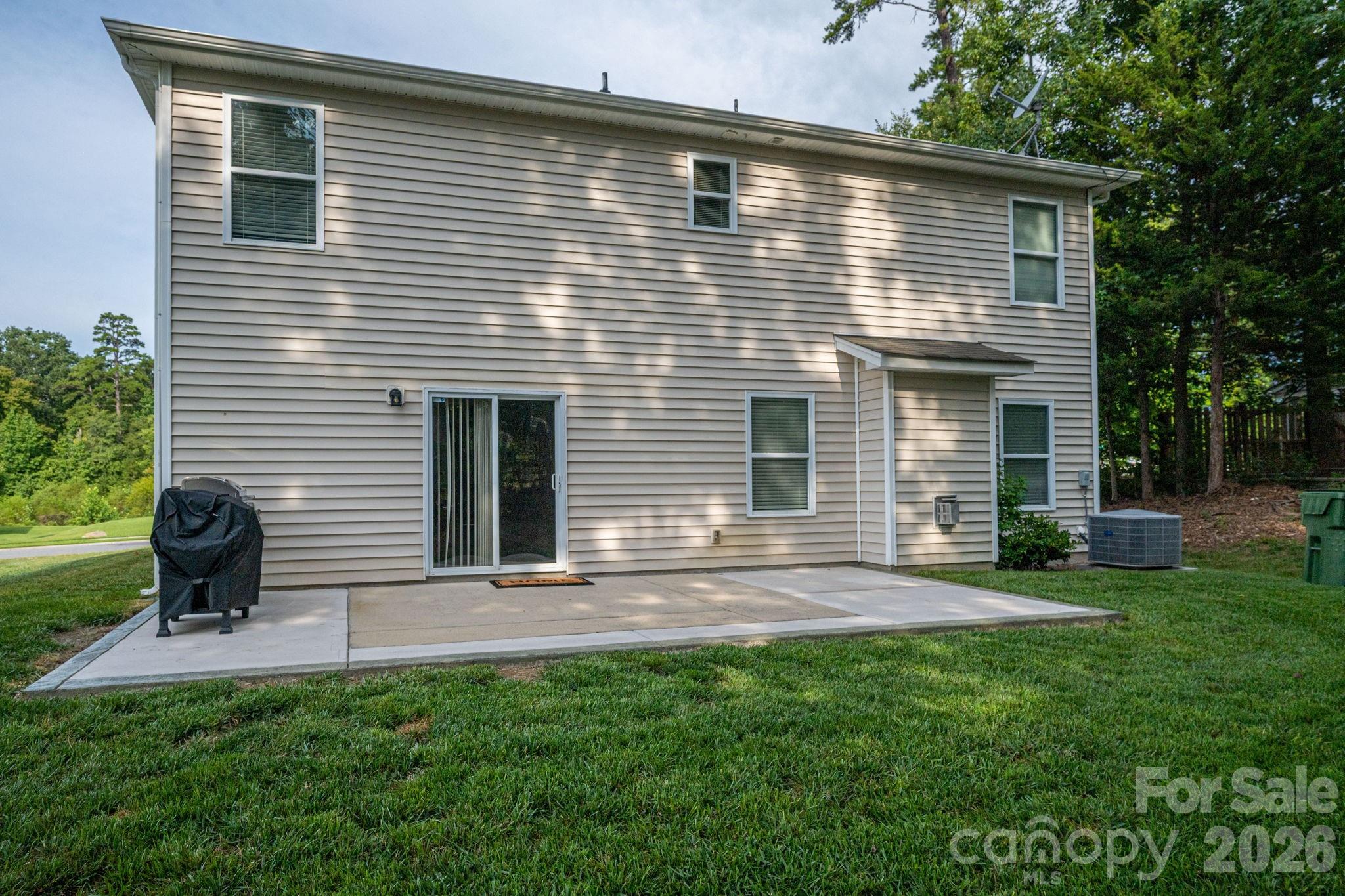 101 Clauser Road S — Mount Holly