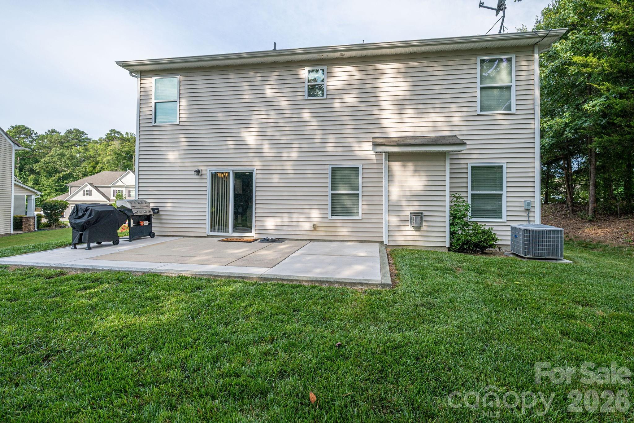 101 Clauser Road S — Mount Holly