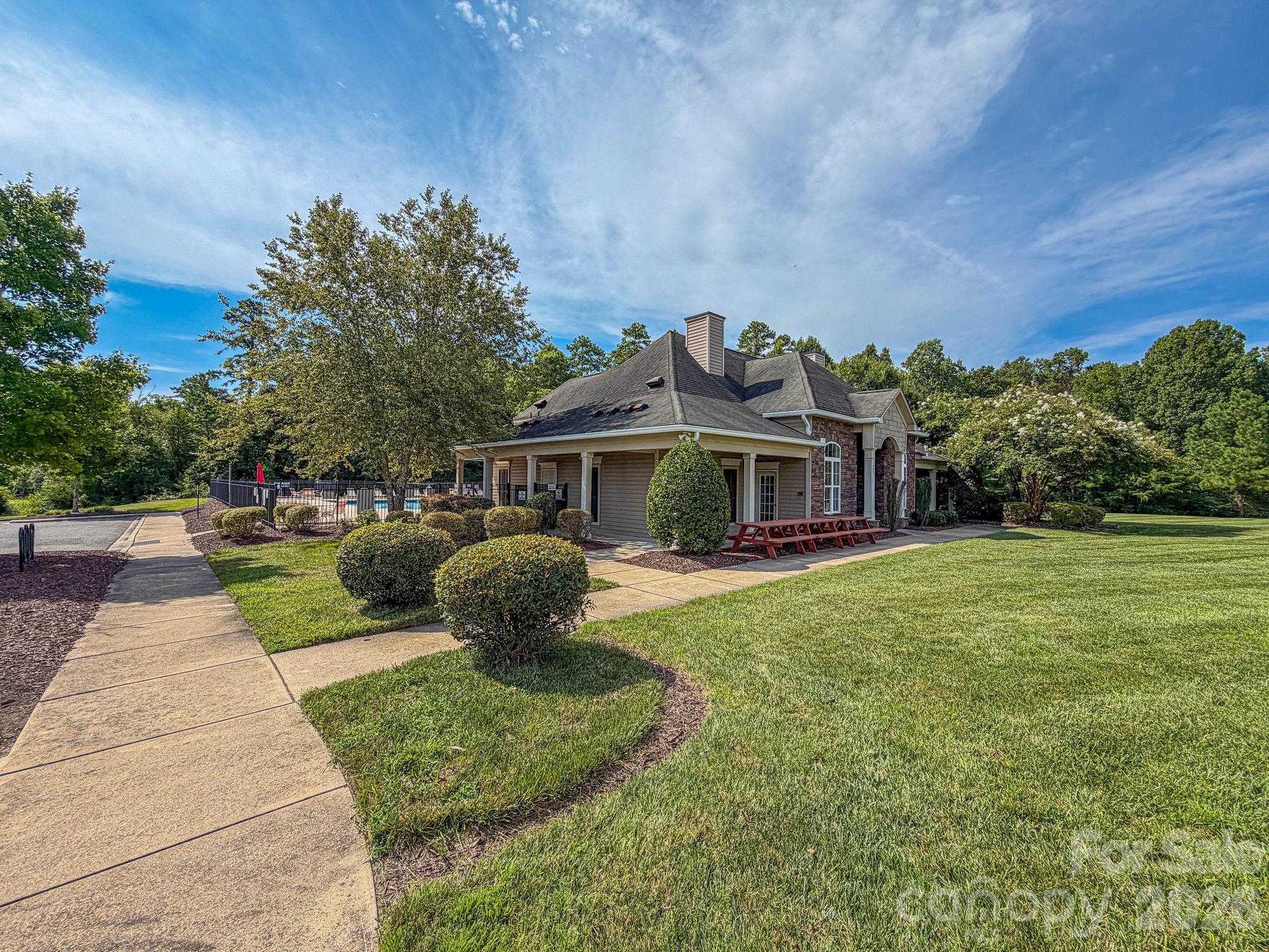 101 Clauser Road S — Mount Holly