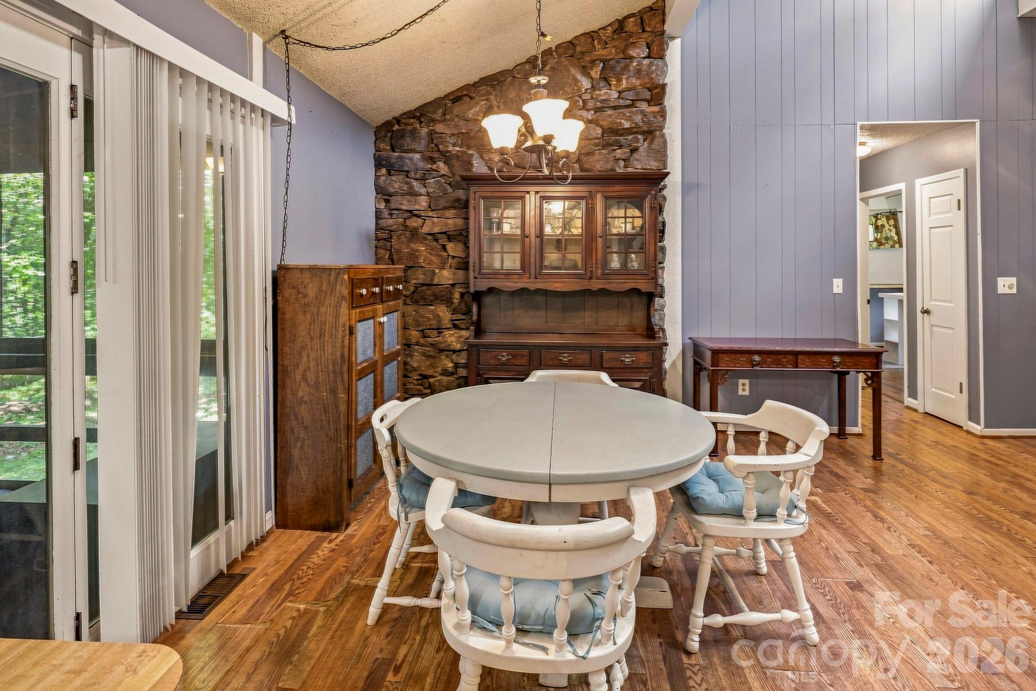 51 Rising Meadow Lane — Mills River
