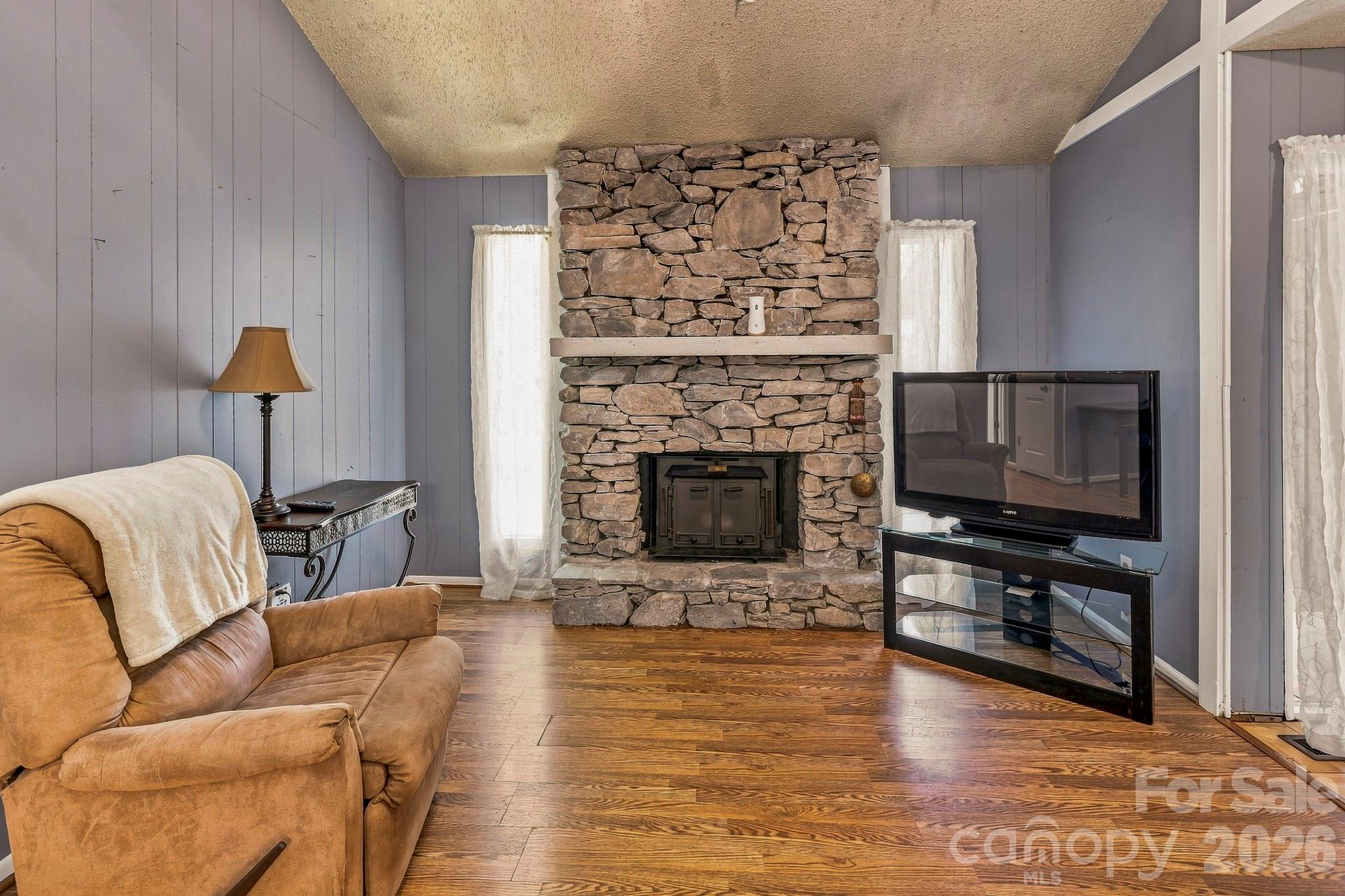 51 Rising Meadow Lane — Mills River