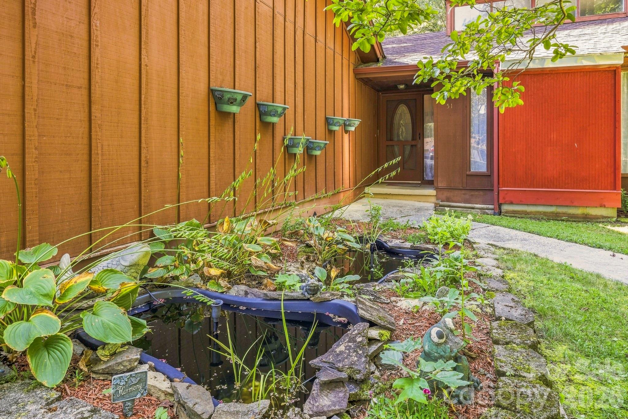 51 Rising Meadow Lane — Mills River