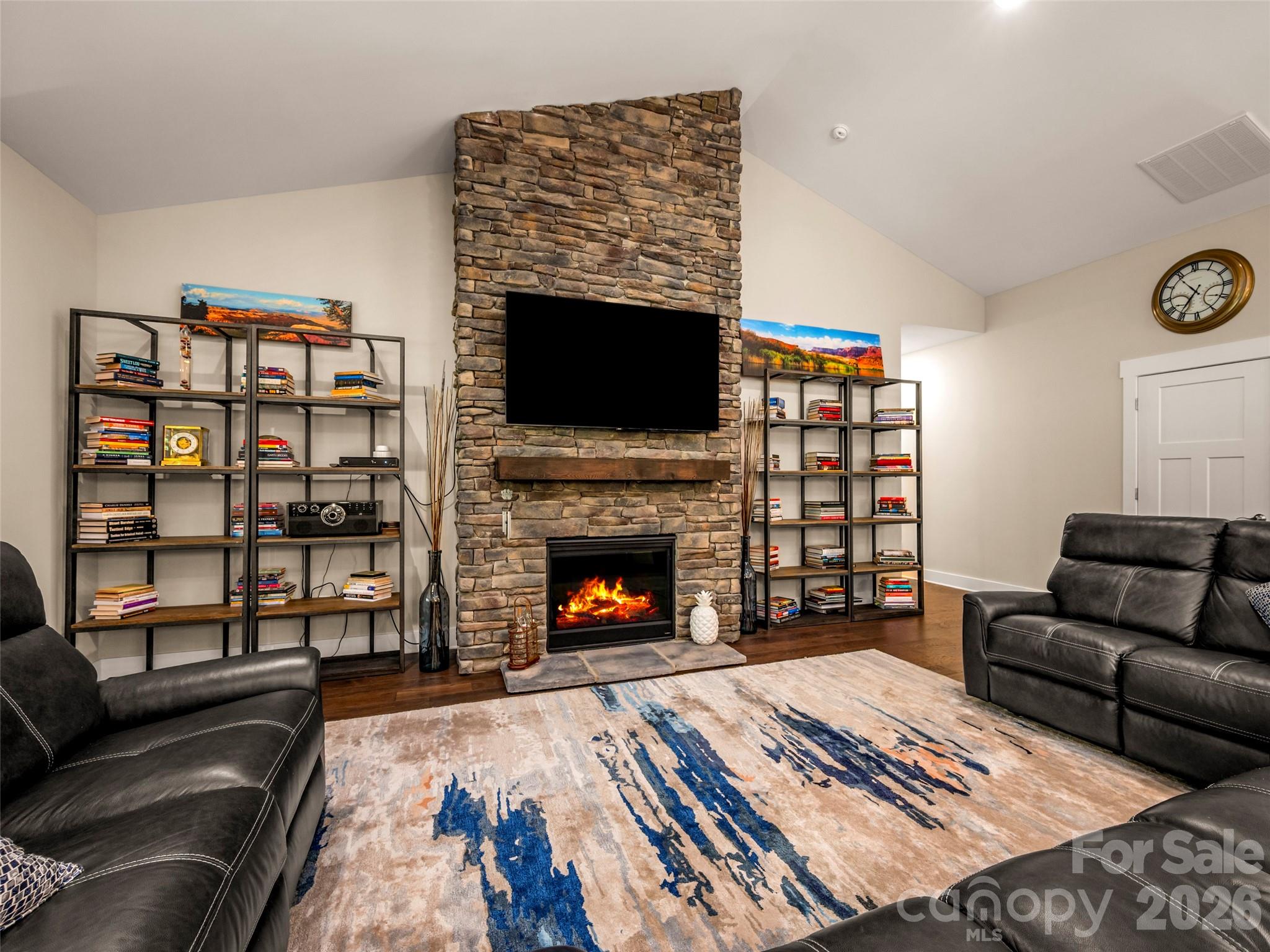 217 Hogans View Circle — Hendersonville