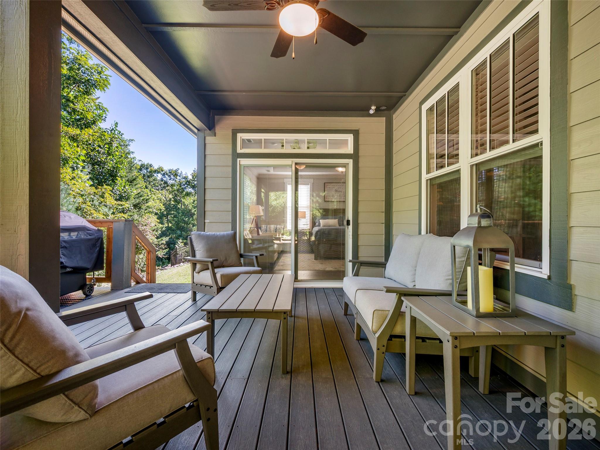 217 Hogans View Circle — Hendersonville
